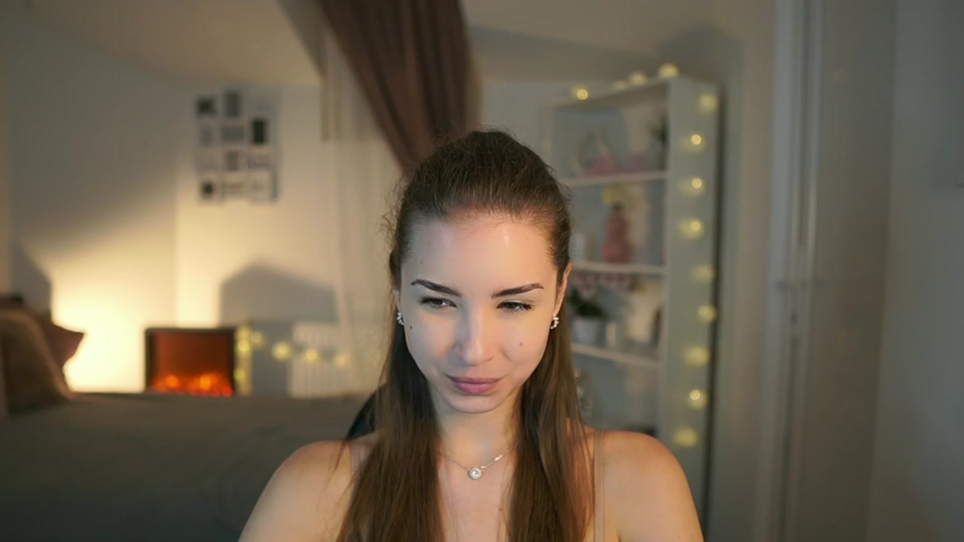 Gallery image thumbnail from Shy_jane's myfreecams stream on, 06/29/2023, 10:20 image 17 of 20