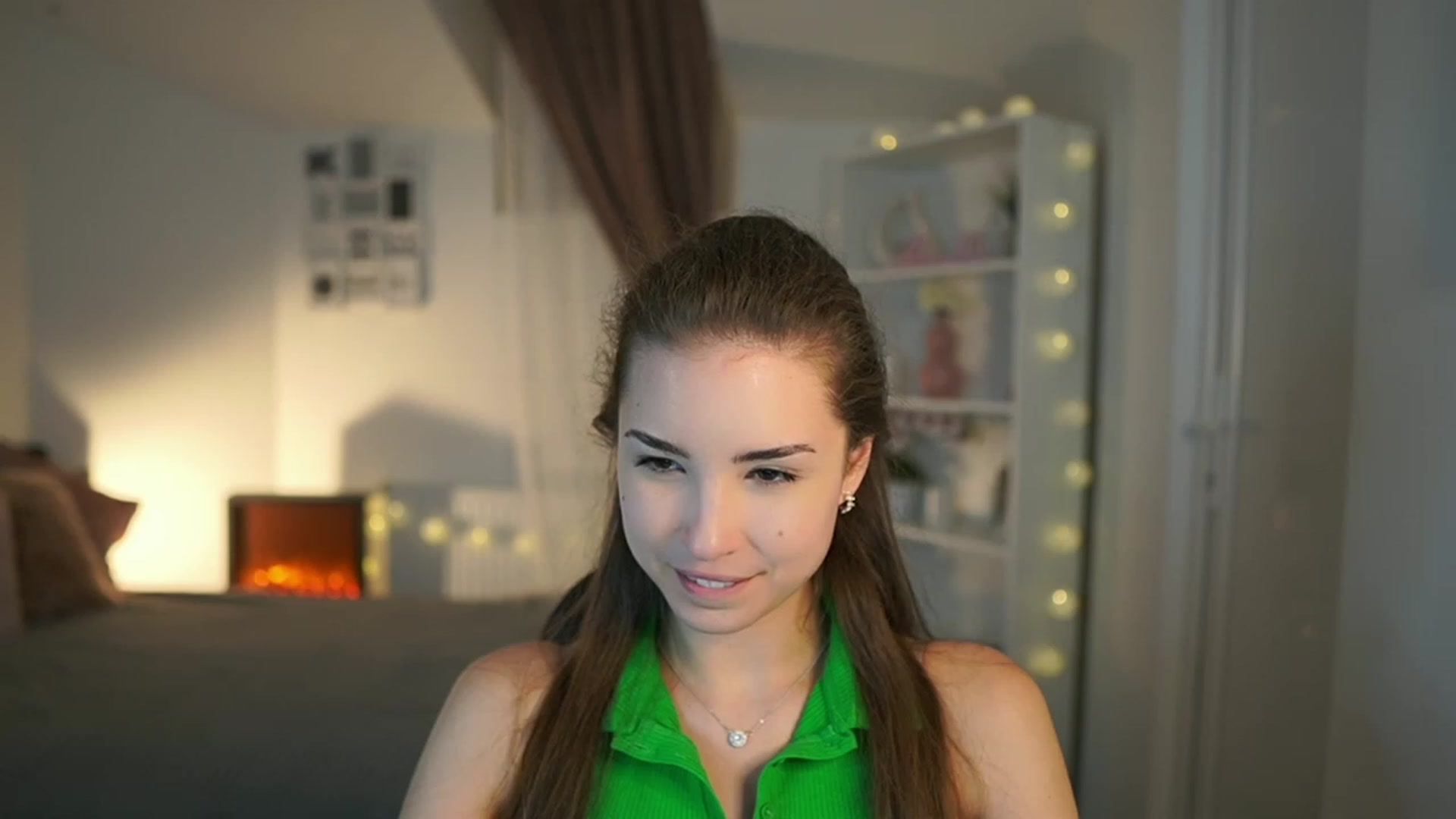 Gallery image thumbnail from Shy_jane's myfreecams stream on, 06/29/2023, 11:28 image 8 of 20