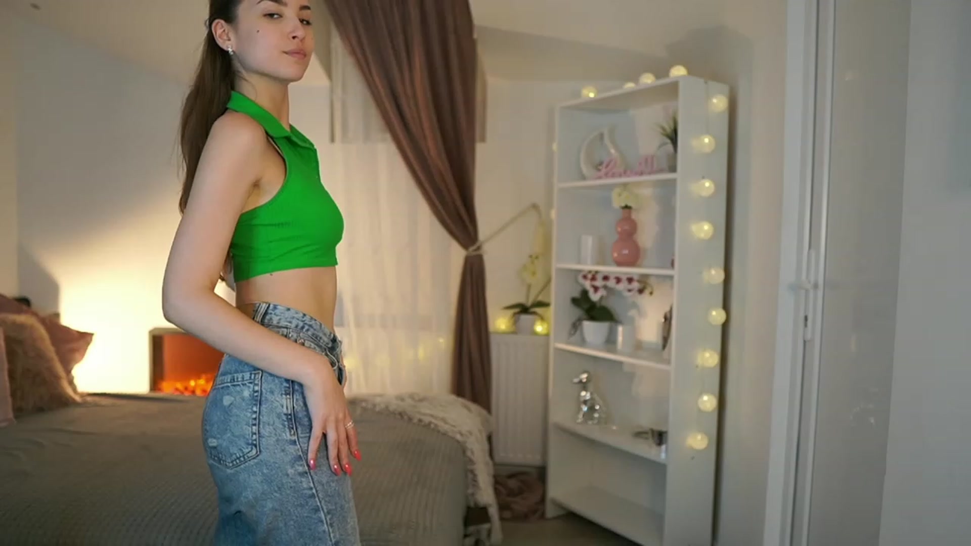 Gallery image thumbnail from Shy_jane's myfreecams stream on, 06/29/2023, 11:28 image 15 of 20
