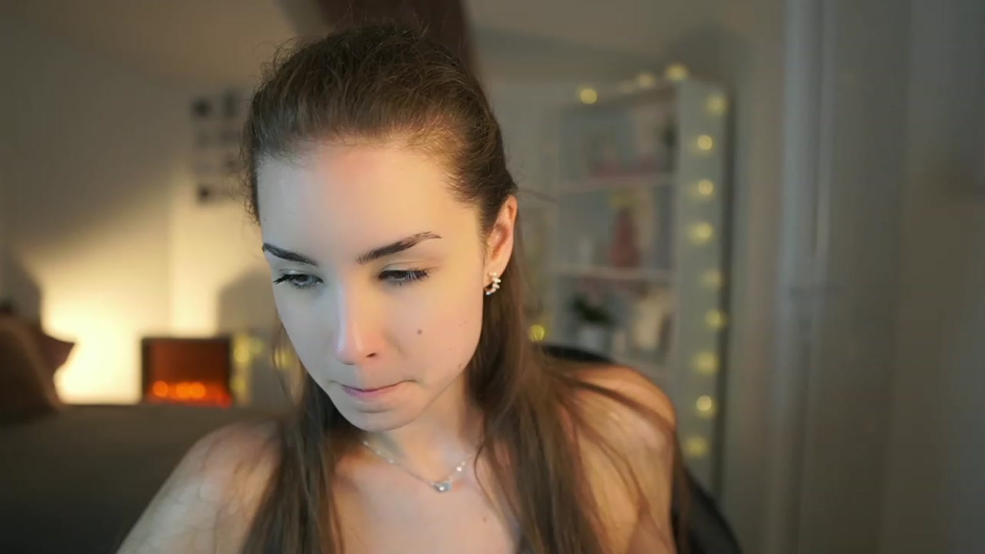 Gallery image thumbnail from Shy_jane's myfreecams stream on, 06/29/2023, 14:11 image 11 of 20