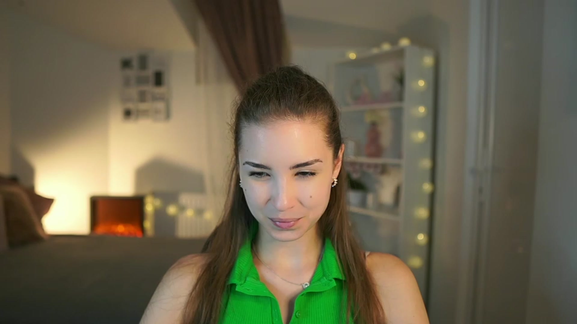 Gallery image thumbnail from Shy_jane's myfreecams stream on, 06/29/2023, 15:50 image 16 of 20