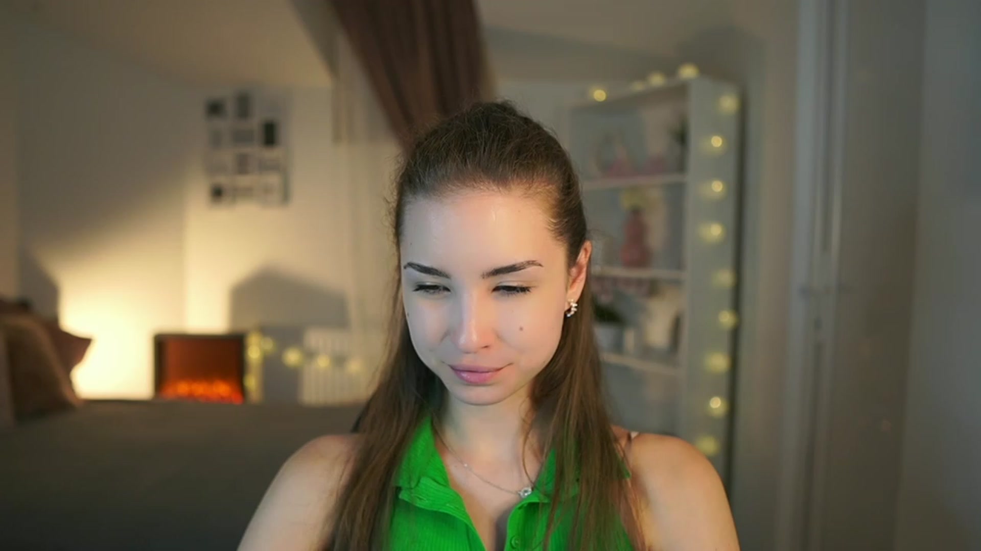 Gallery image thumbnail from Shy_jane's myfreecams stream on, 06/29/2023, 15:50 image 2 of 20