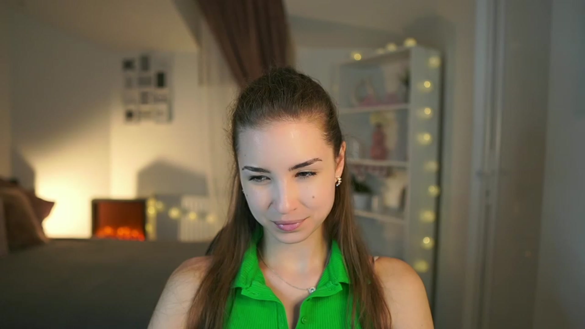 Gallery image thumbnail from Shy_jane's myfreecams stream on, 06/29/2023, 15:50 image 15 of 20