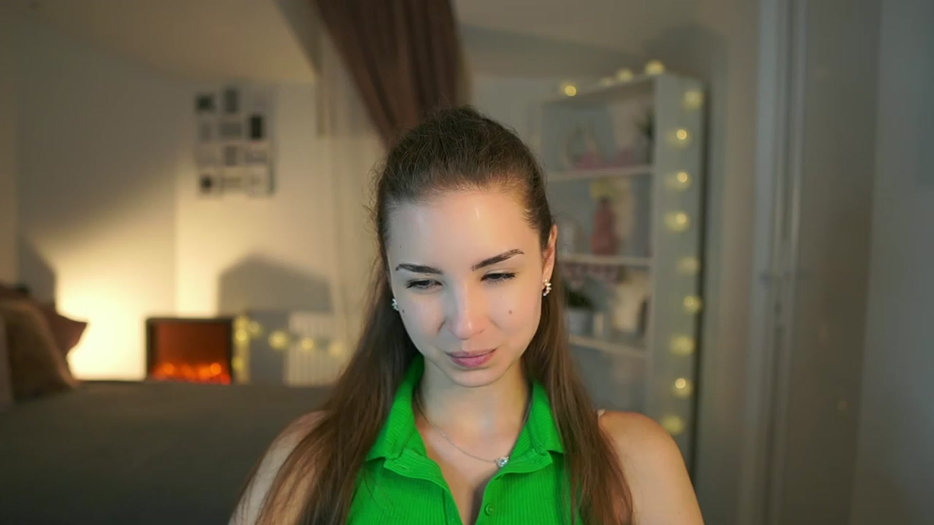 Gallery image thumbnail from Shy_jane's myfreecams stream on, 06/29/2023, 15:50 image 7 of 20
