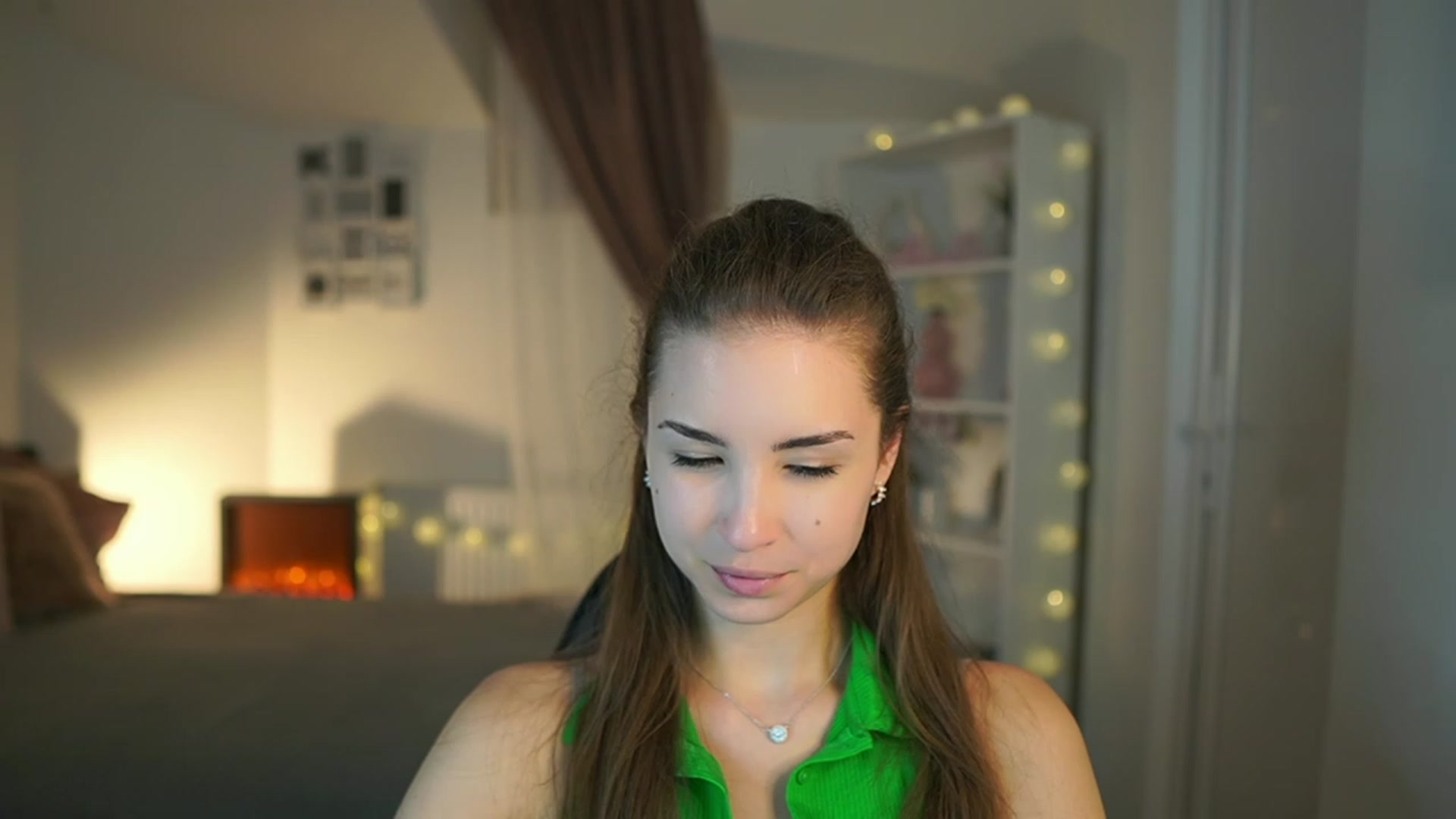 Gallery image thumbnail from Shy_jane's myfreecams stream on, 06/29/2023, 17:40 image 7 of 20