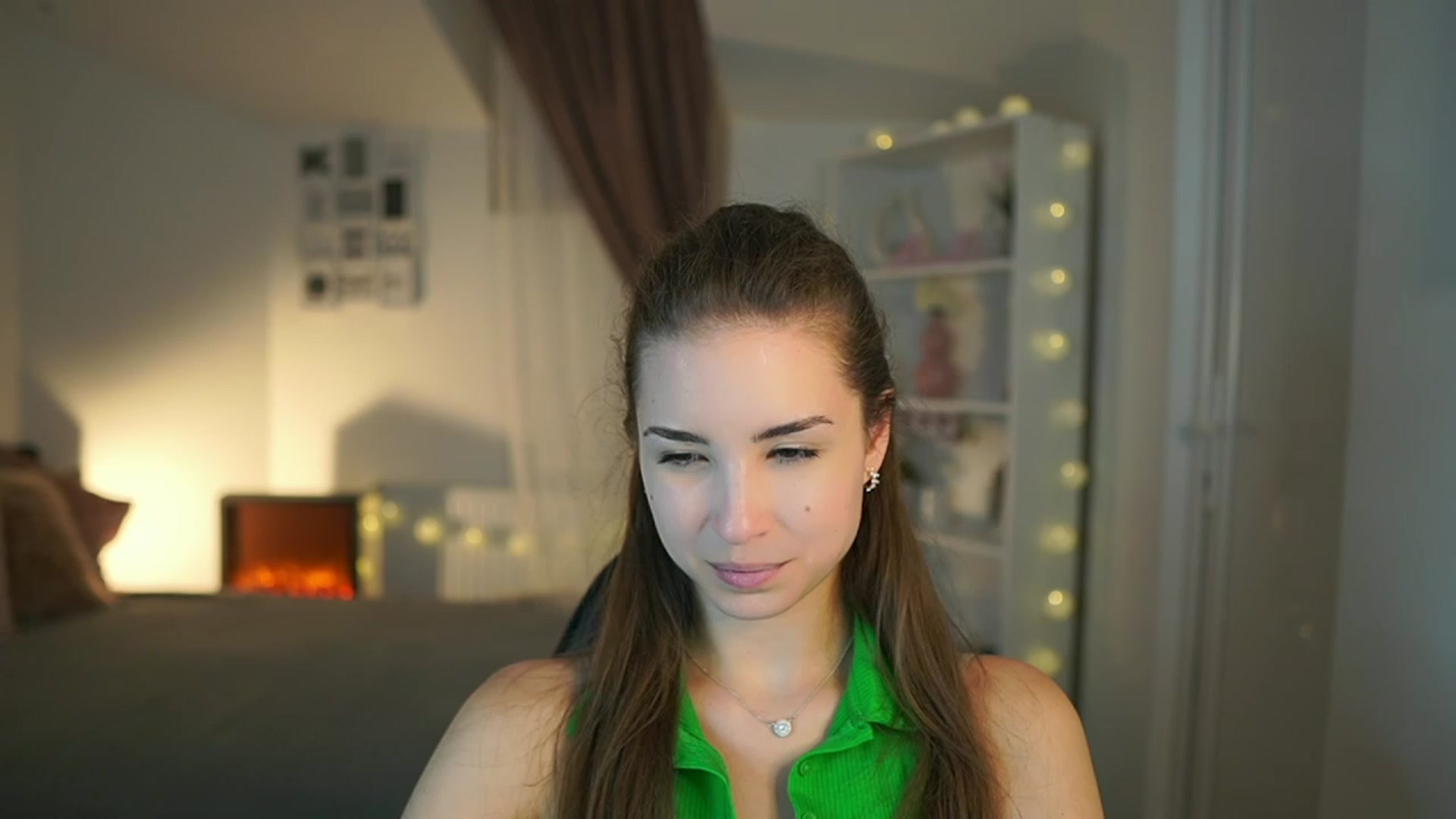 Gallery image thumbnail from Shy_jane's myfreecams stream on, 06/29/2023, 17:40 image 17 of 20