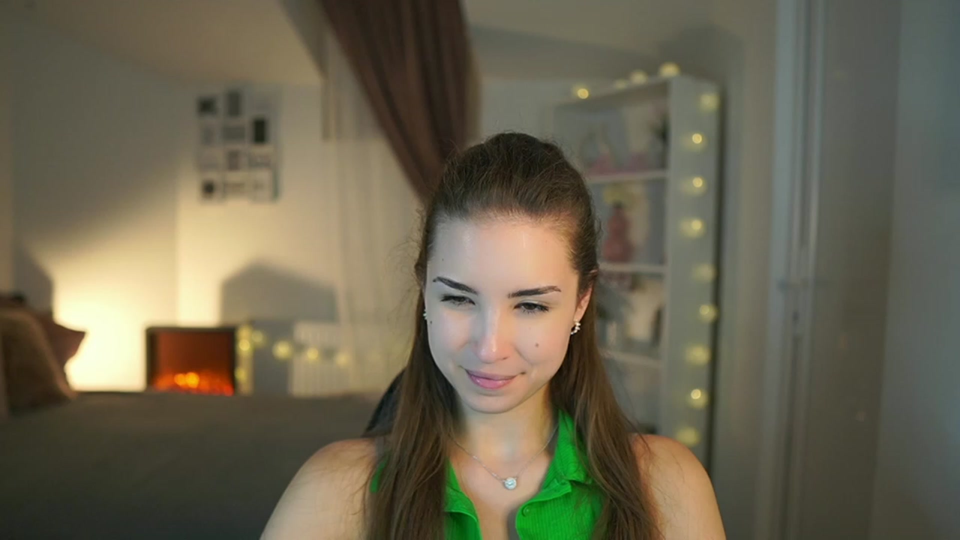 Gallery image thumbnail from Shy_jane's myfreecams stream on, 06/29/2023, 17:40 image 12 of 20