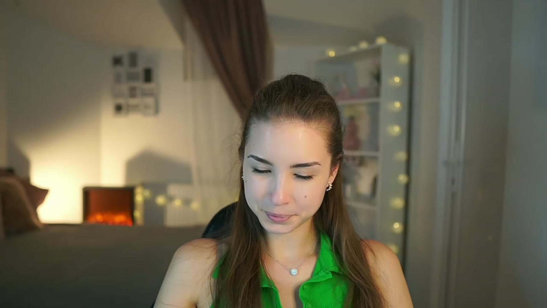 Gallery image thumbnail from Shy_jane's myfreecams stream on, 06/29/2023, 17:40 image 1 of 20