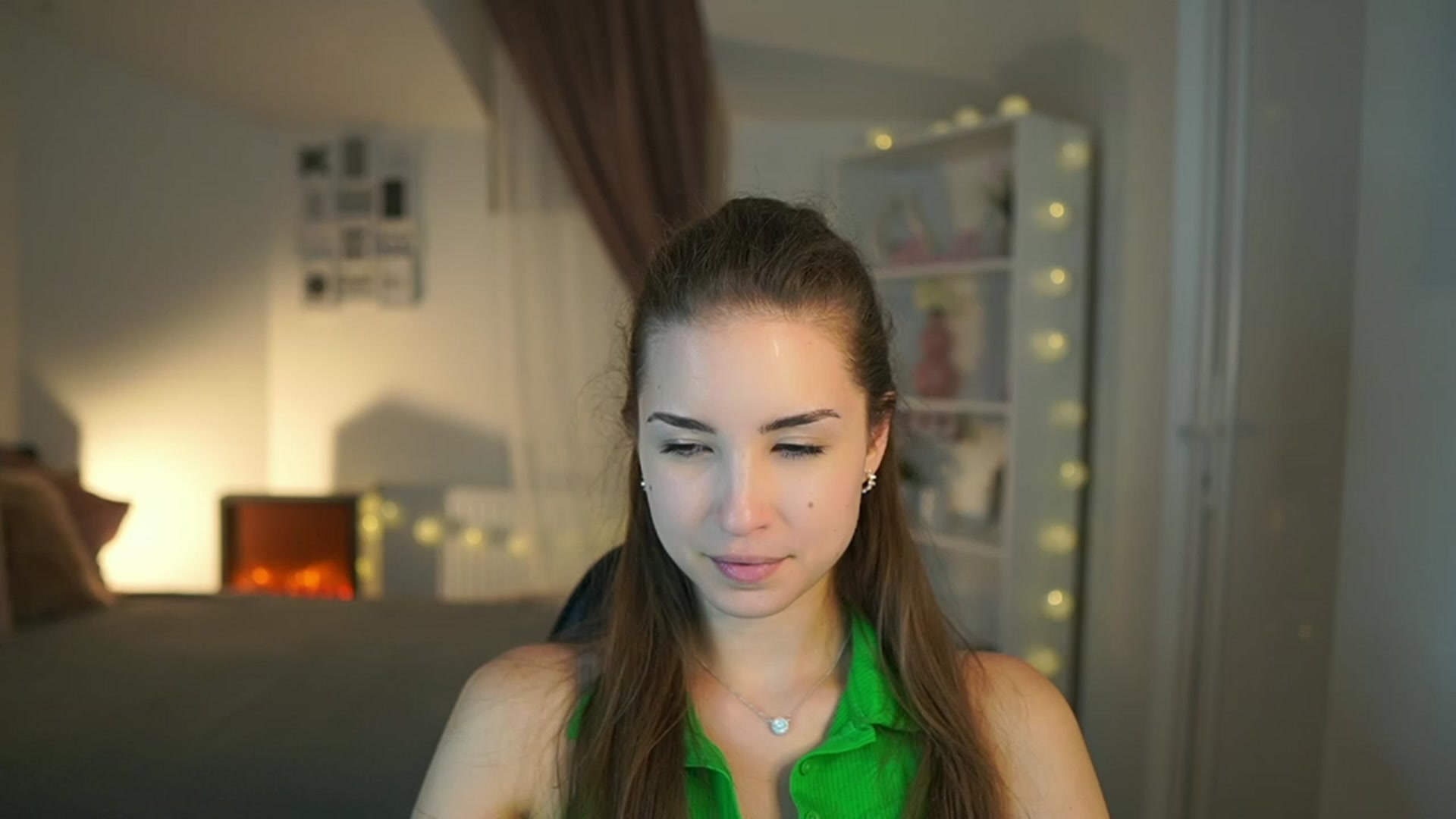 Gallery image thumbnail from Shy_jane's myfreecams stream on, 06/29/2023, 17:40 image 2 of 20