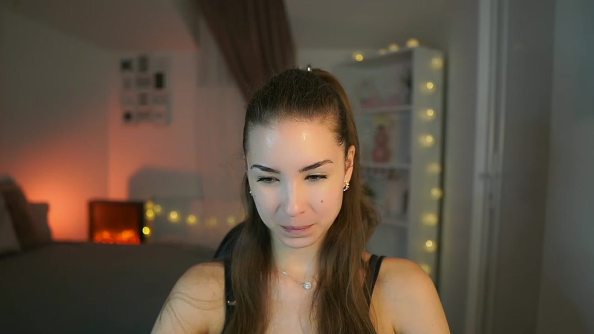 Gallery image thumbnail from Shy_jane's myfreecams stream on, 06/30/2023, 08:45 image 12 of 20