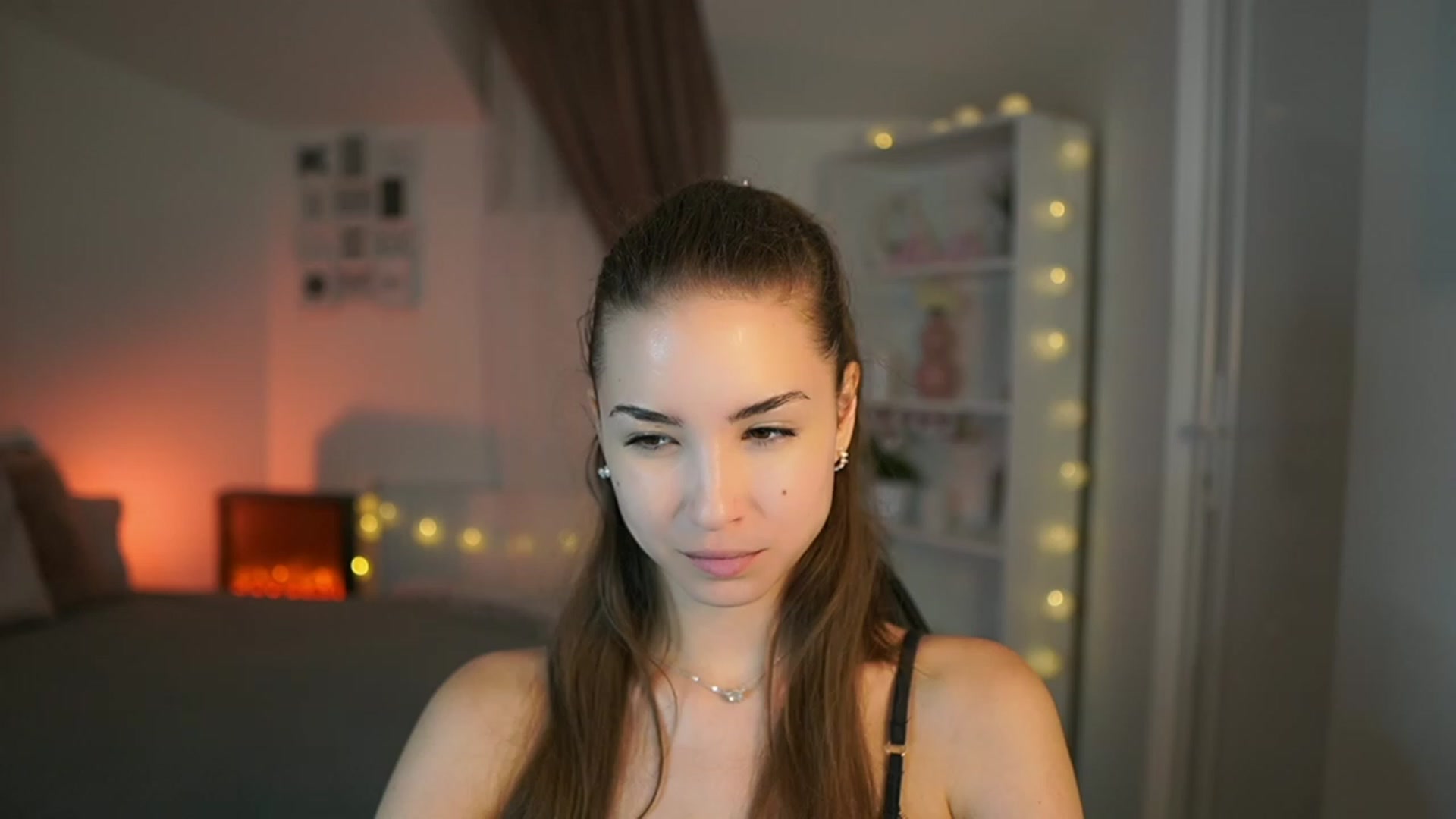 Gallery image thumbnail from Shy_jane's myfreecams stream on, 06/30/2023, 10:40 image 8 of 20