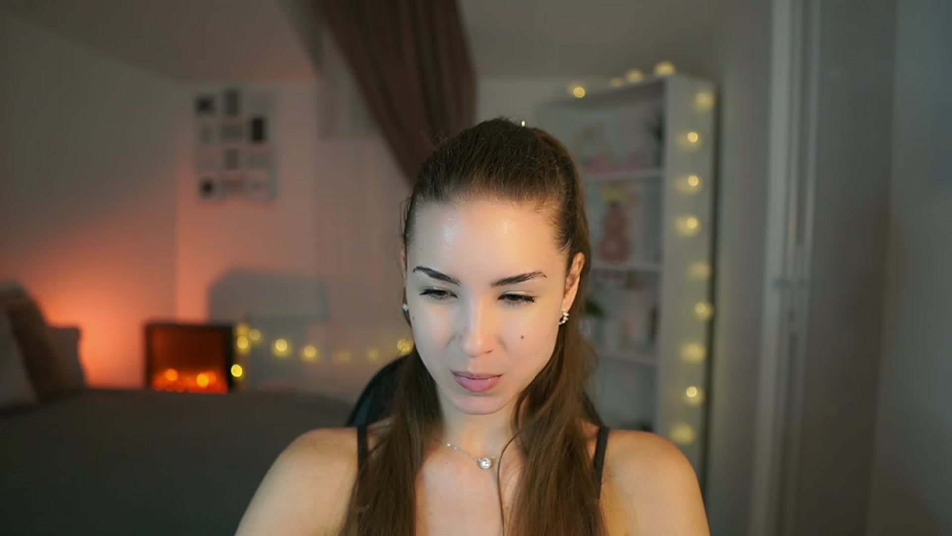 Gallery image thumbnail from Shy_jane's myfreecams stream on, 06/30/2023, 10:40 image 5 of 20