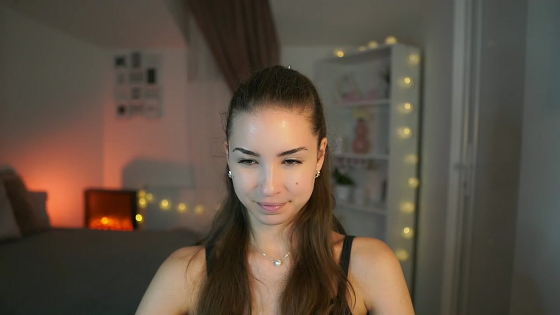 Gallery image thumbnail from Shy_jane's myfreecams stream on, 06/30/2023, 12:39 image 3 of 20
