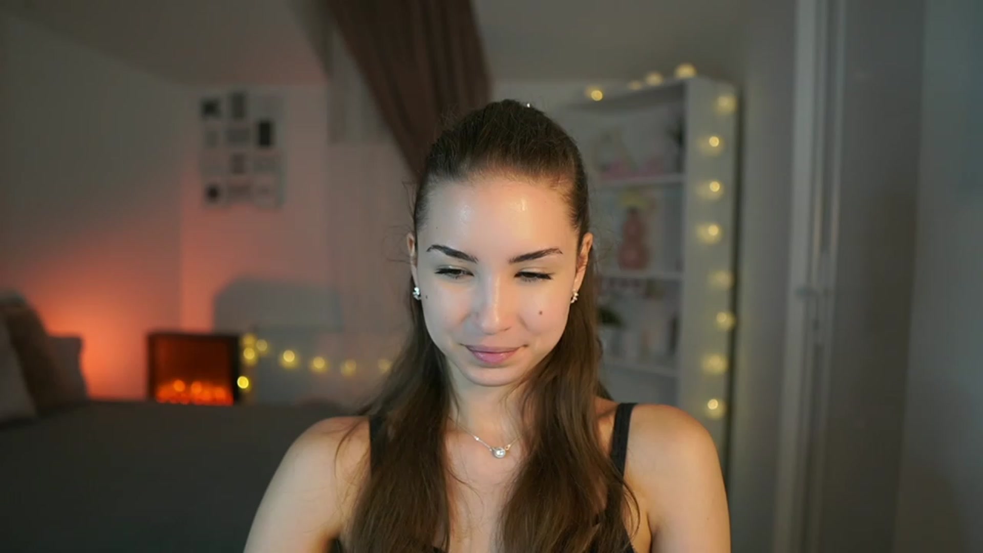Gallery image thumbnail from Shy_jane's myfreecams stream on, 06/30/2023, 12:39 image 2 of 20