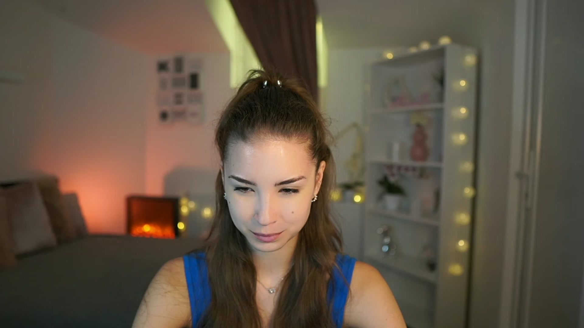 Gallery image thumbnail from Shy_jane's myfreecams stream on, 07/08/2023, 09:43 image 1 of 20
