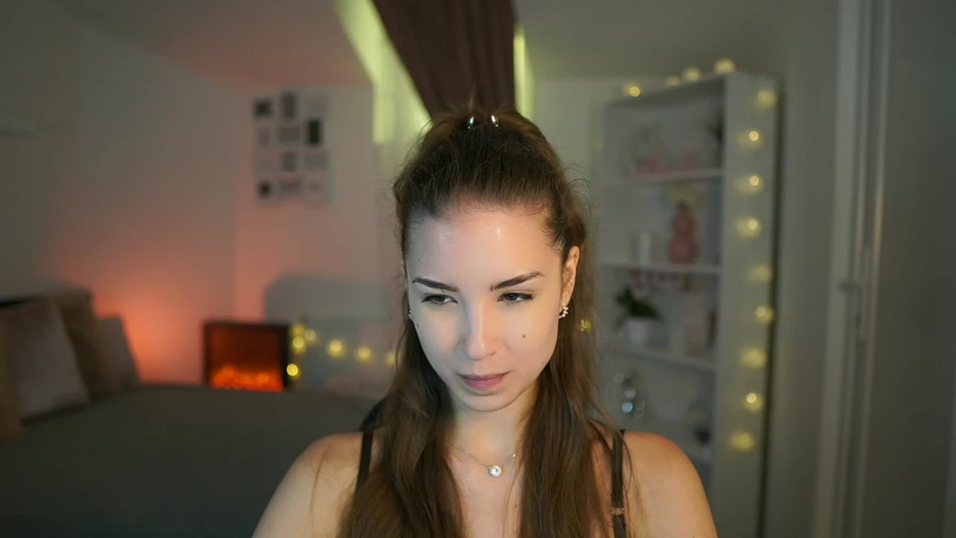 Gallery image thumbnail from Shy_jane's myfreecams stream on, 07/08/2023, 10:53 image 2 of 20
