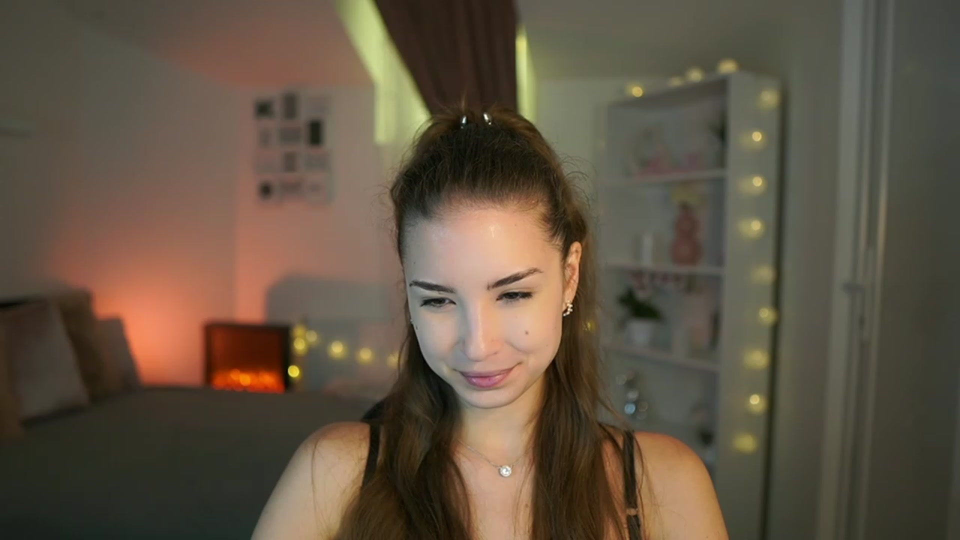 Gallery image thumbnail from Shy_jane's myfreecams stream on, 07/08/2023, 10:53 image 5 of 20