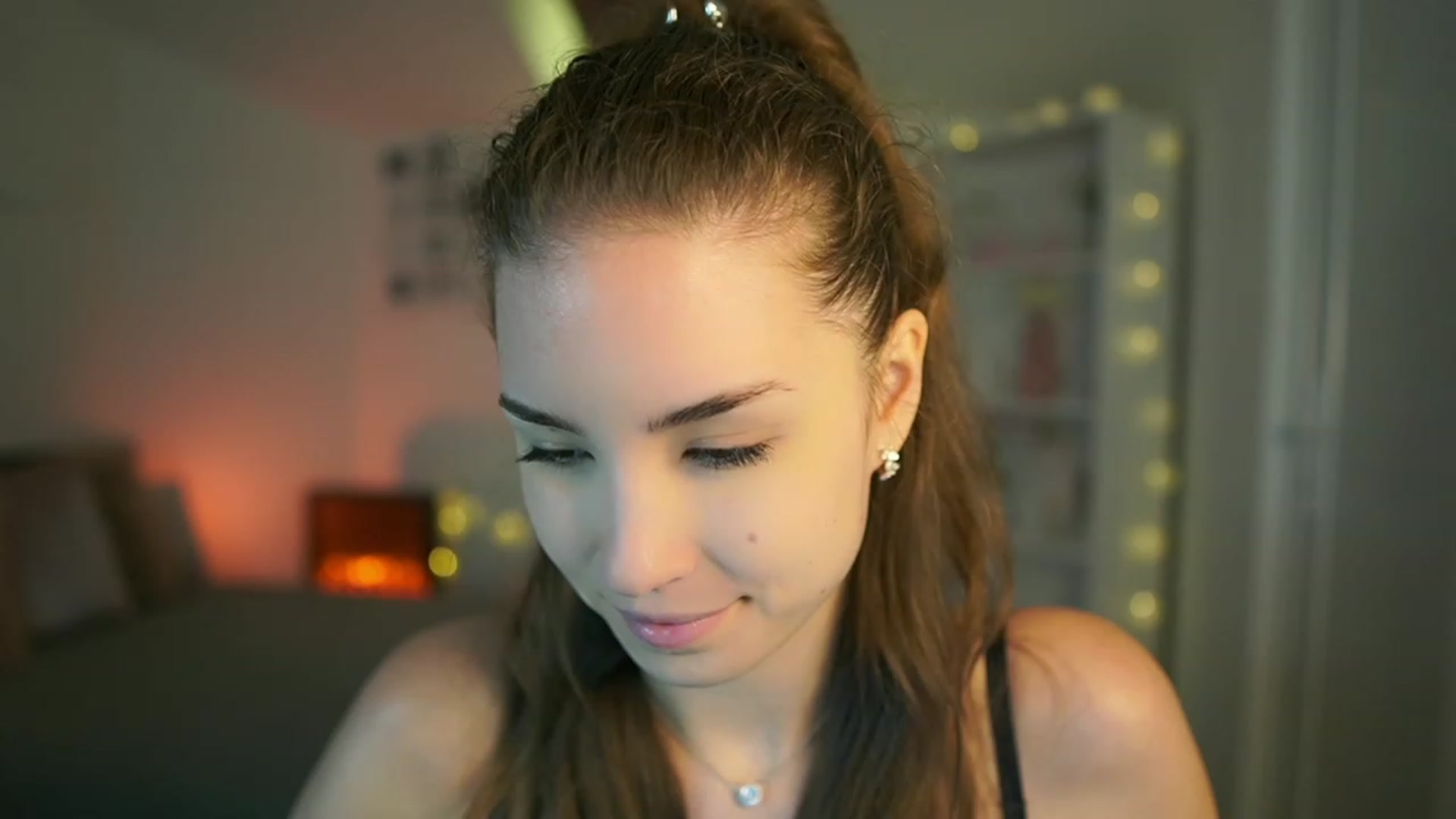 Gallery image thumbnail from Shy_jane's myfreecams stream on, 07/08/2023, 11:50 image 2 of 20
