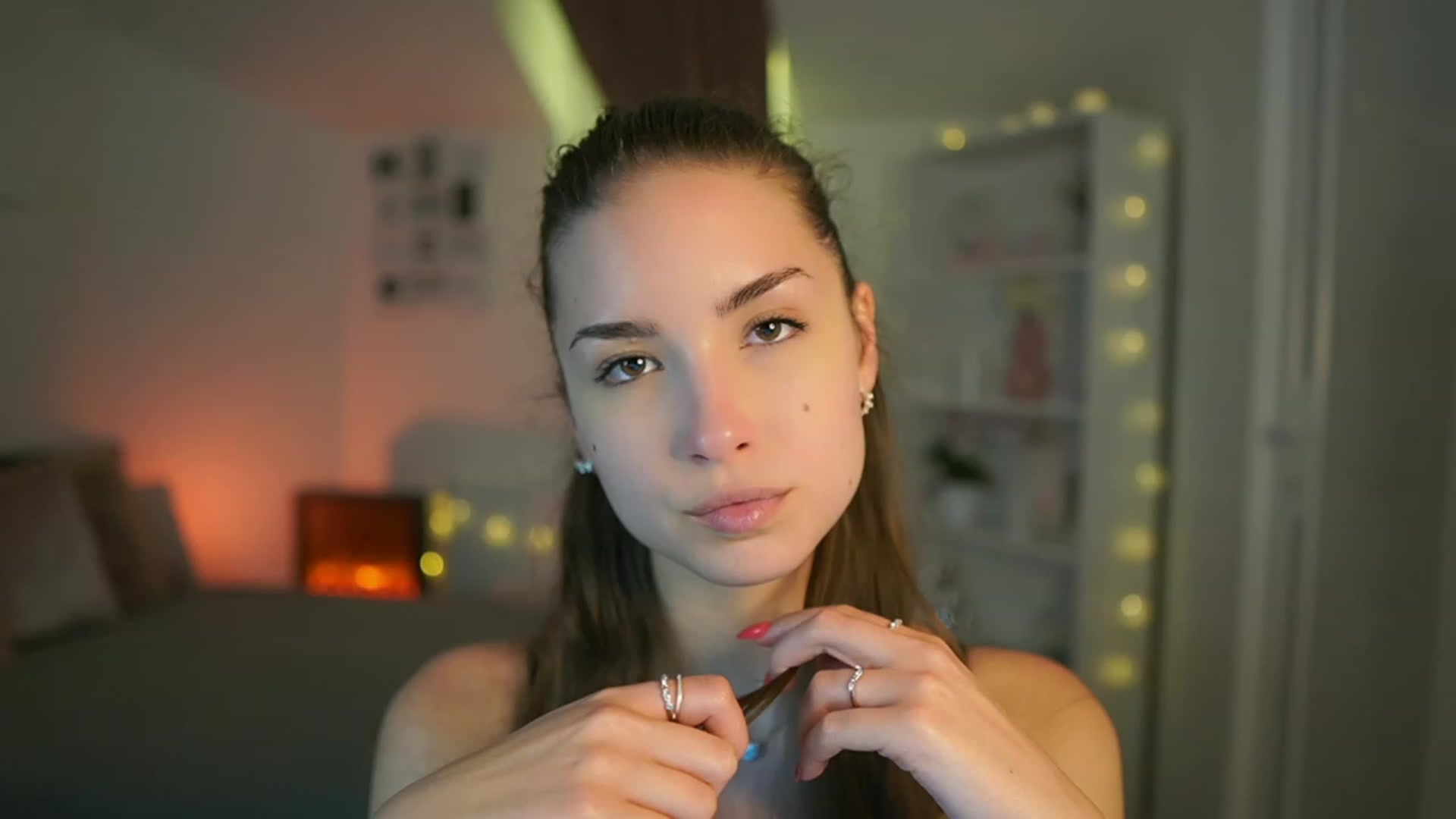 Gallery image thumbnail from Shy_jane's myfreecams stream on, 07/08/2023, 16:45 image 16 of 20