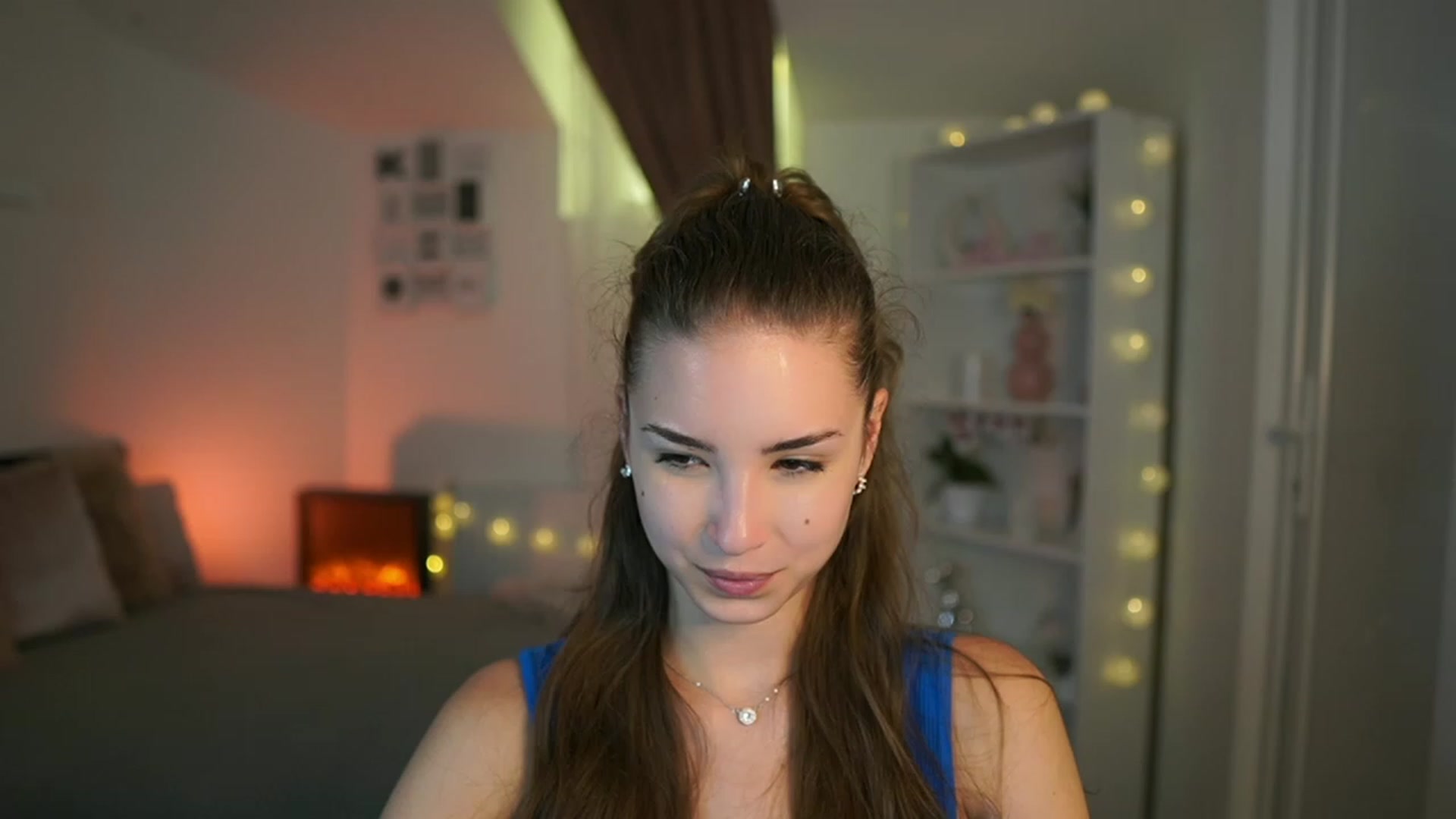Gallery image thumbnail from Shy_jane's myfreecams stream on, 07/08/2023, 17:59 image 4 of 20