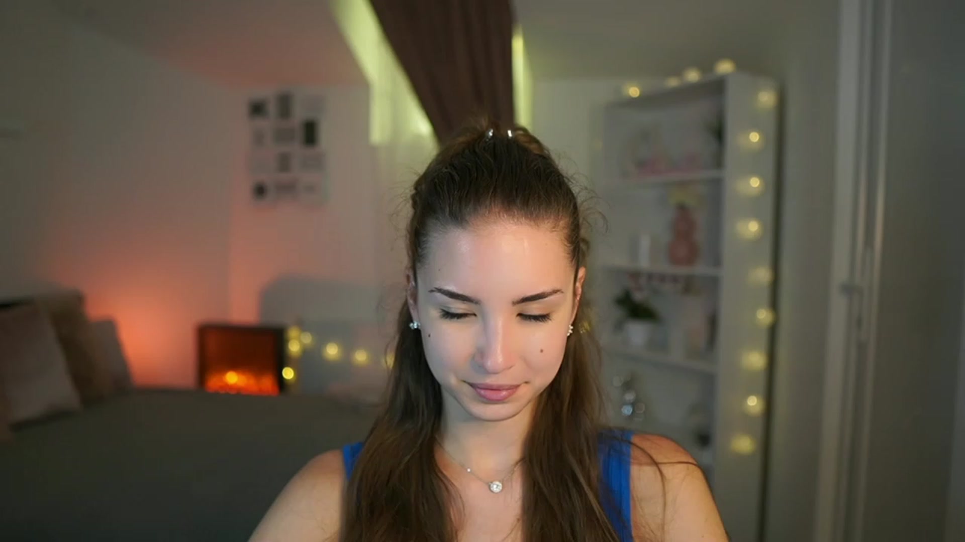 Gallery image thumbnail from Shy_jane's myfreecams stream on, 07/08/2023, 17:59 image 1 of 20