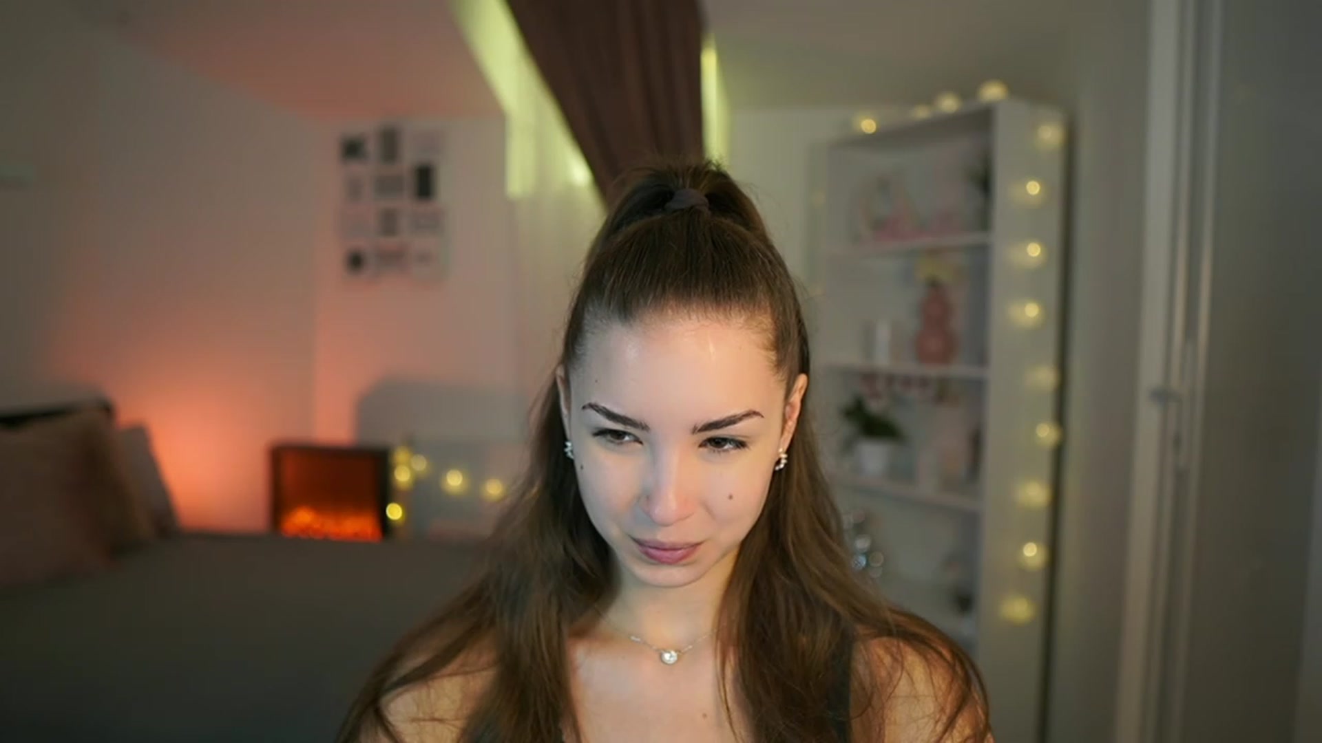 Gallery image thumbnail from Shy_jane's myfreecams stream on, 07/09/2023, 08:50 image 20 of 20