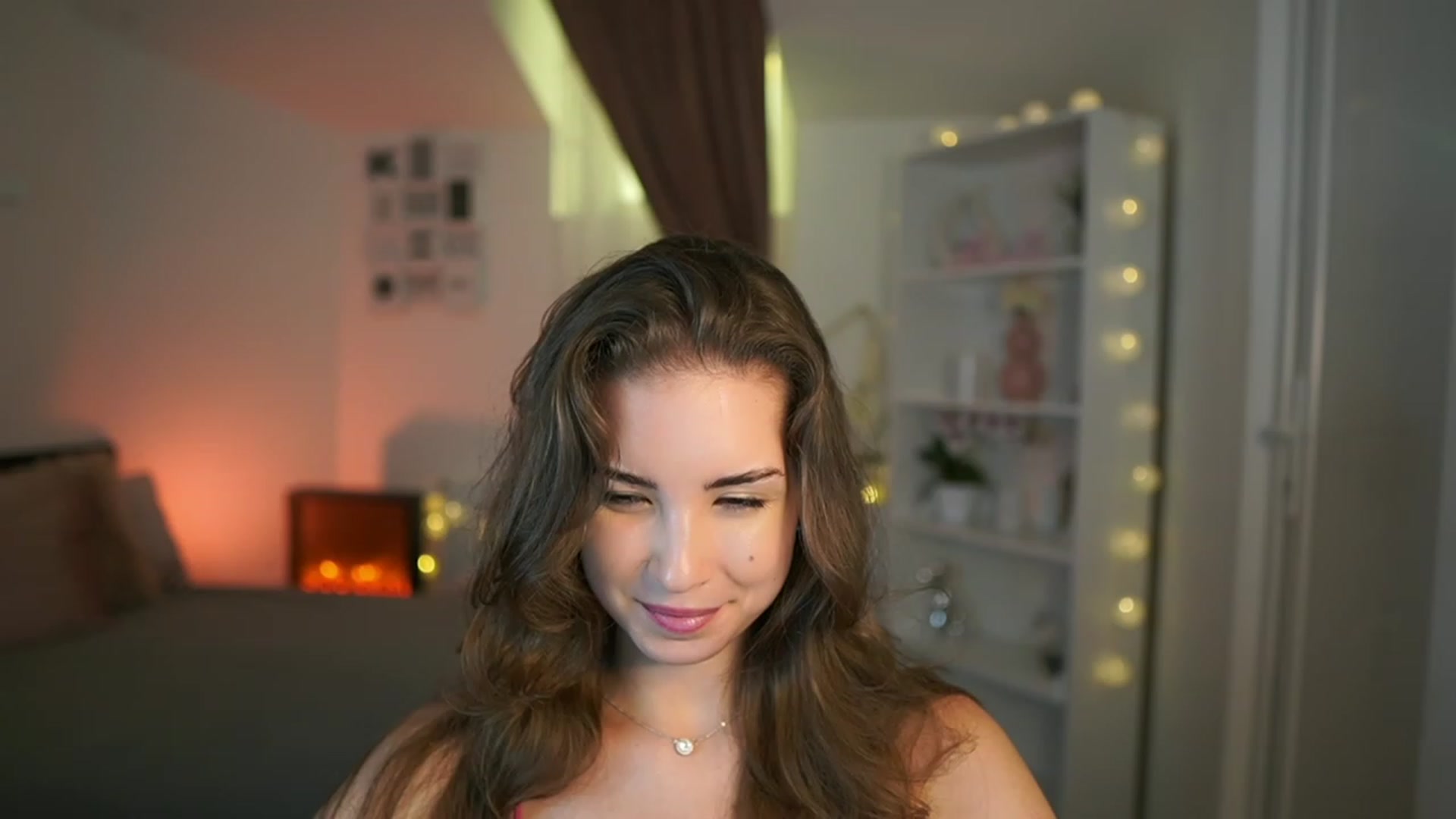 Gallery image thumbnail from Shy_jane's myfreecams stream on, 07/11/2023, 11:20 image 15 of 20