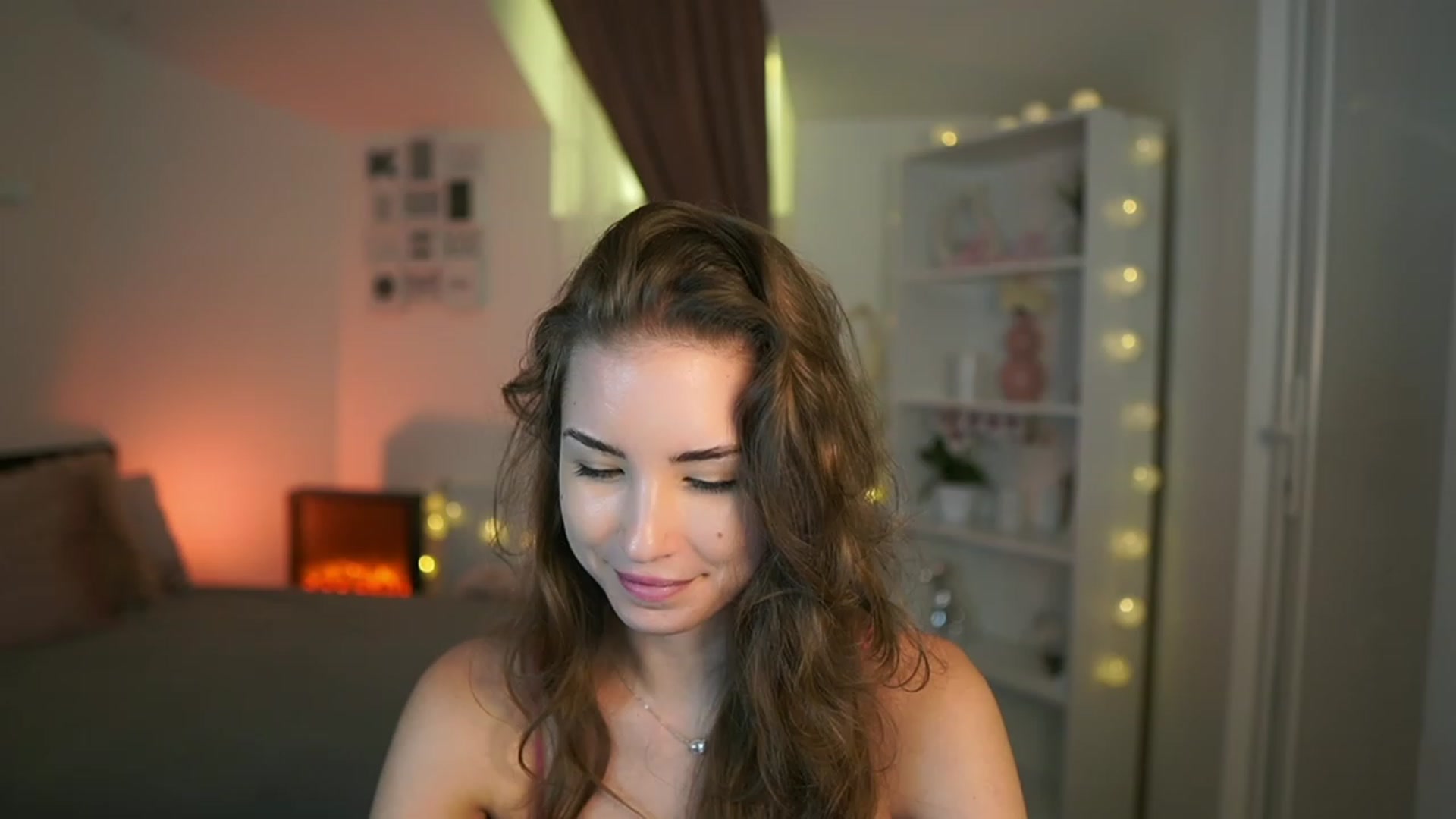 Gallery image thumbnail from Shy_jane's myfreecams stream on, 07/11/2023, 12:44 image 11 of 20
