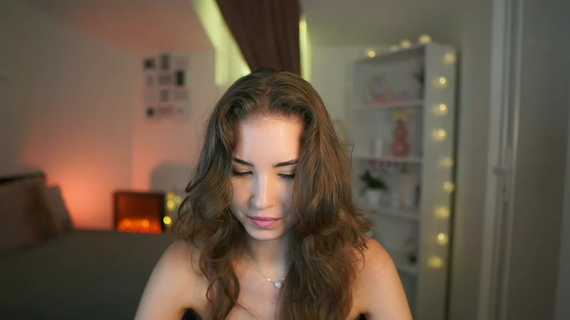 Gallery image thumbnail from Shy_jane's myfreecams stream on, 07/11/2023, 12:44 image 4 of 20