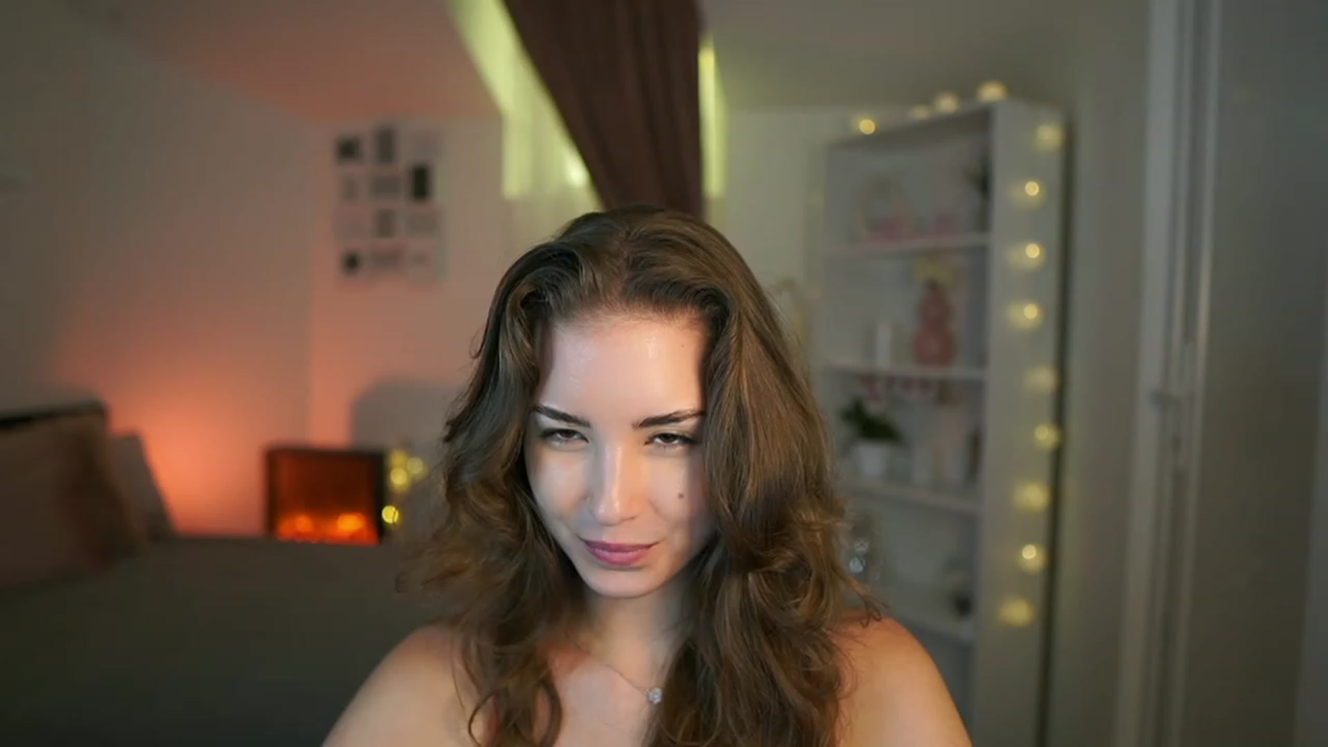 Gallery image thumbnail from Shy_jane's myfreecams stream on, 07/11/2023, 12:44 image 13 of 20