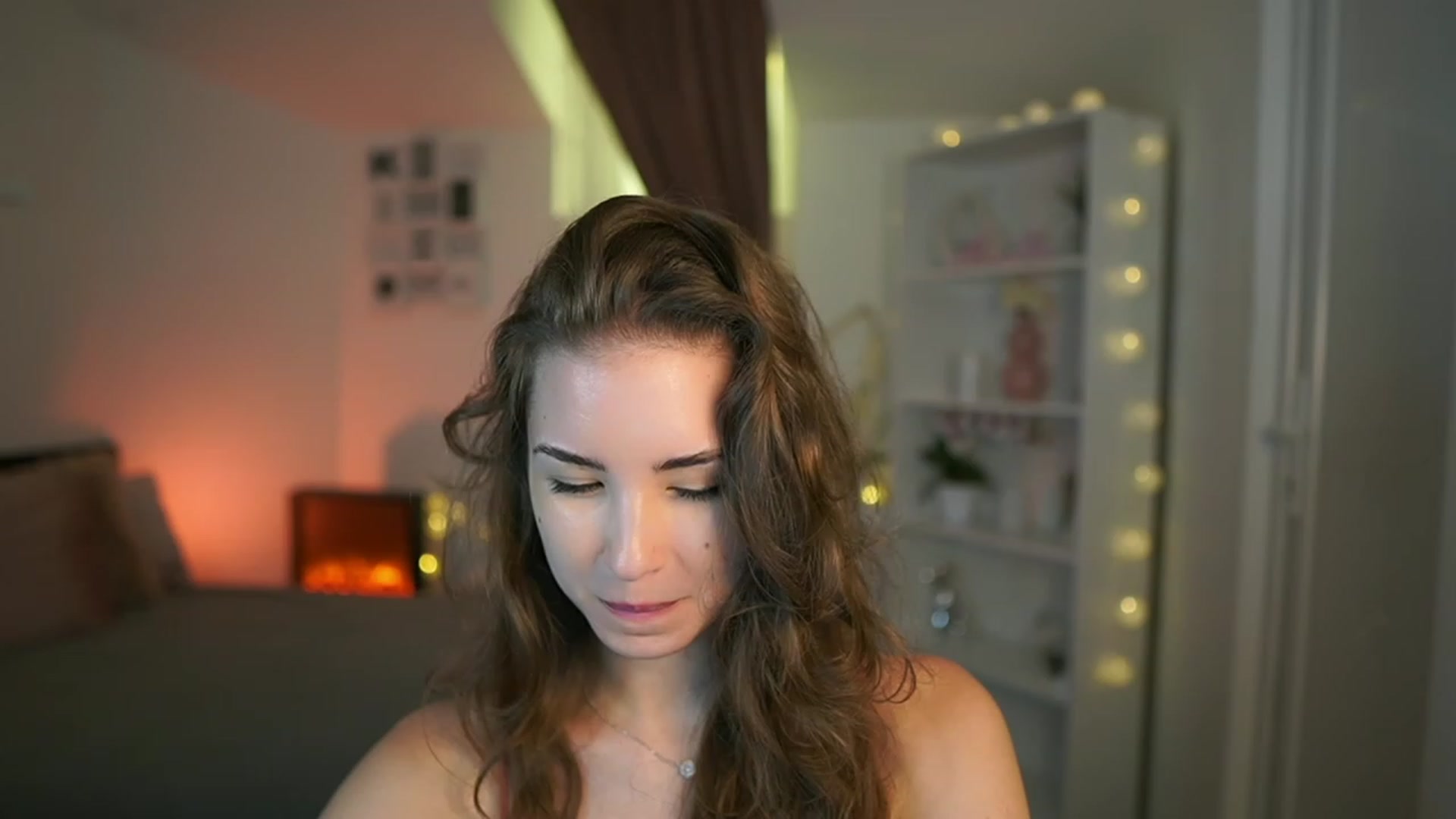 Gallery image thumbnail from Shy_jane's myfreecams stream on, 07/11/2023, 12:44 image 12 of 20