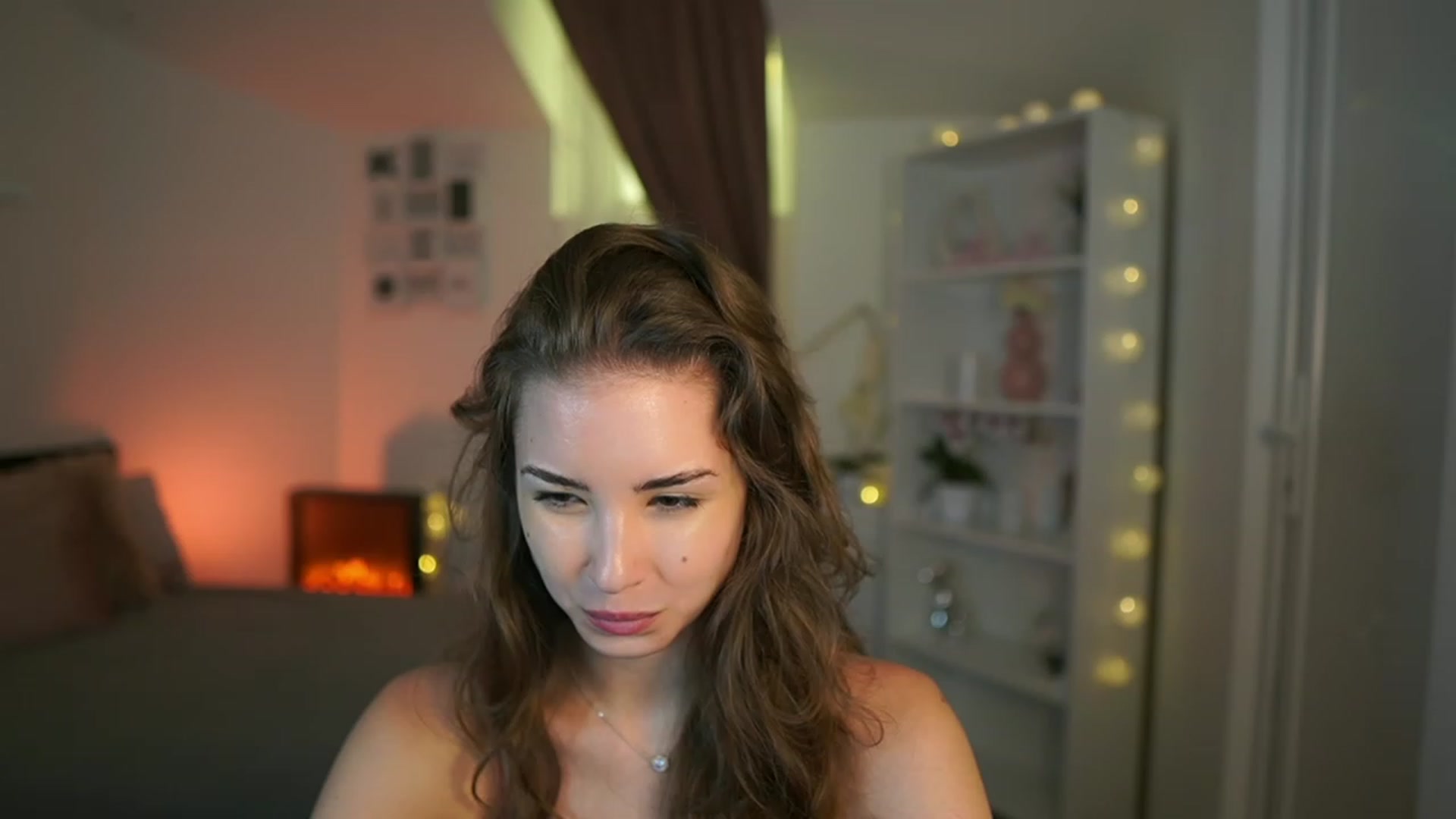 Gallery image thumbnail from Shy_jane's myfreecams stream on, 07/11/2023, 12:44 image 8 of 20