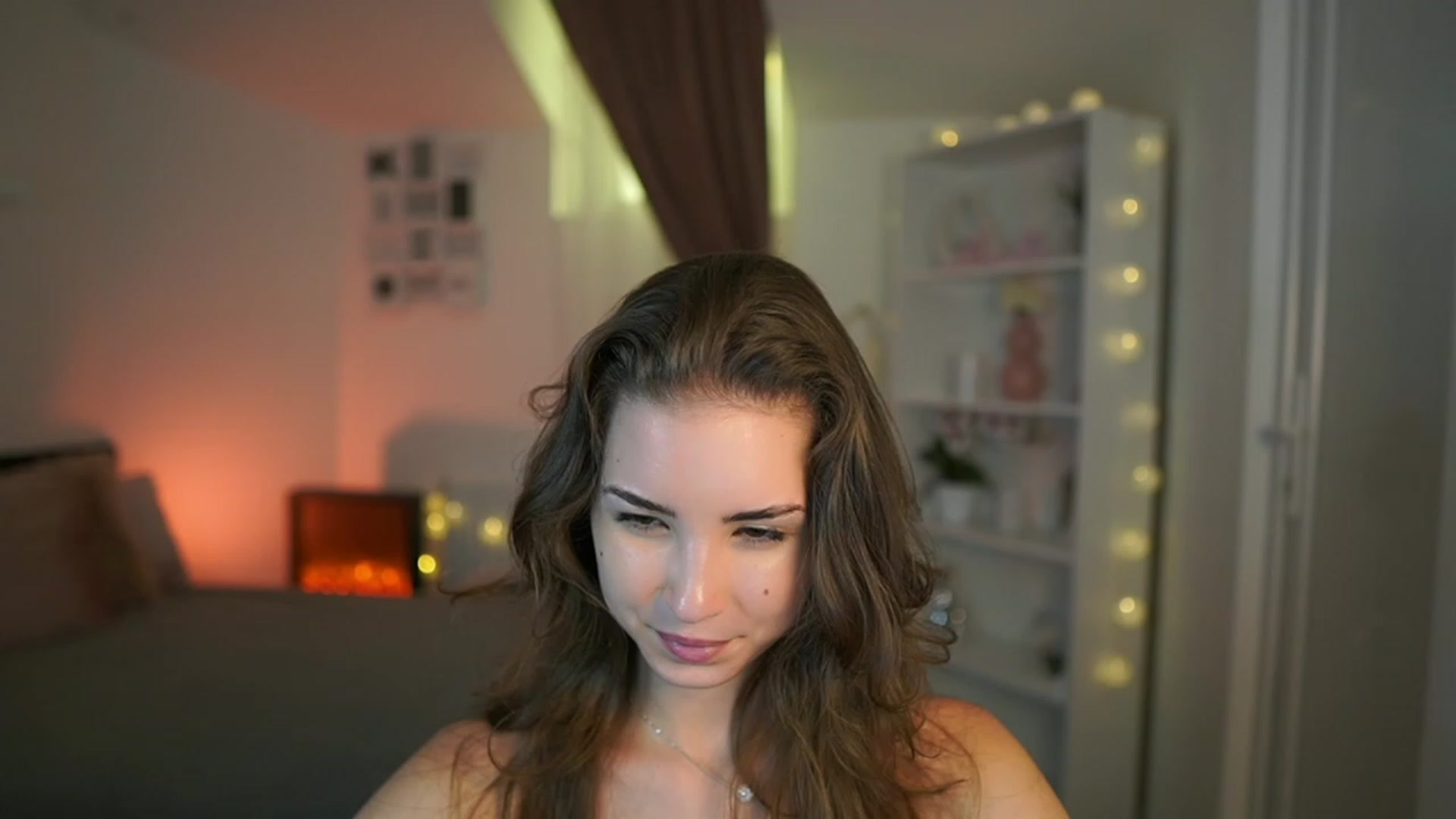 Gallery image thumbnail from Shy_jane's myfreecams stream on, 07/11/2023, 15:52 image 5 of 20