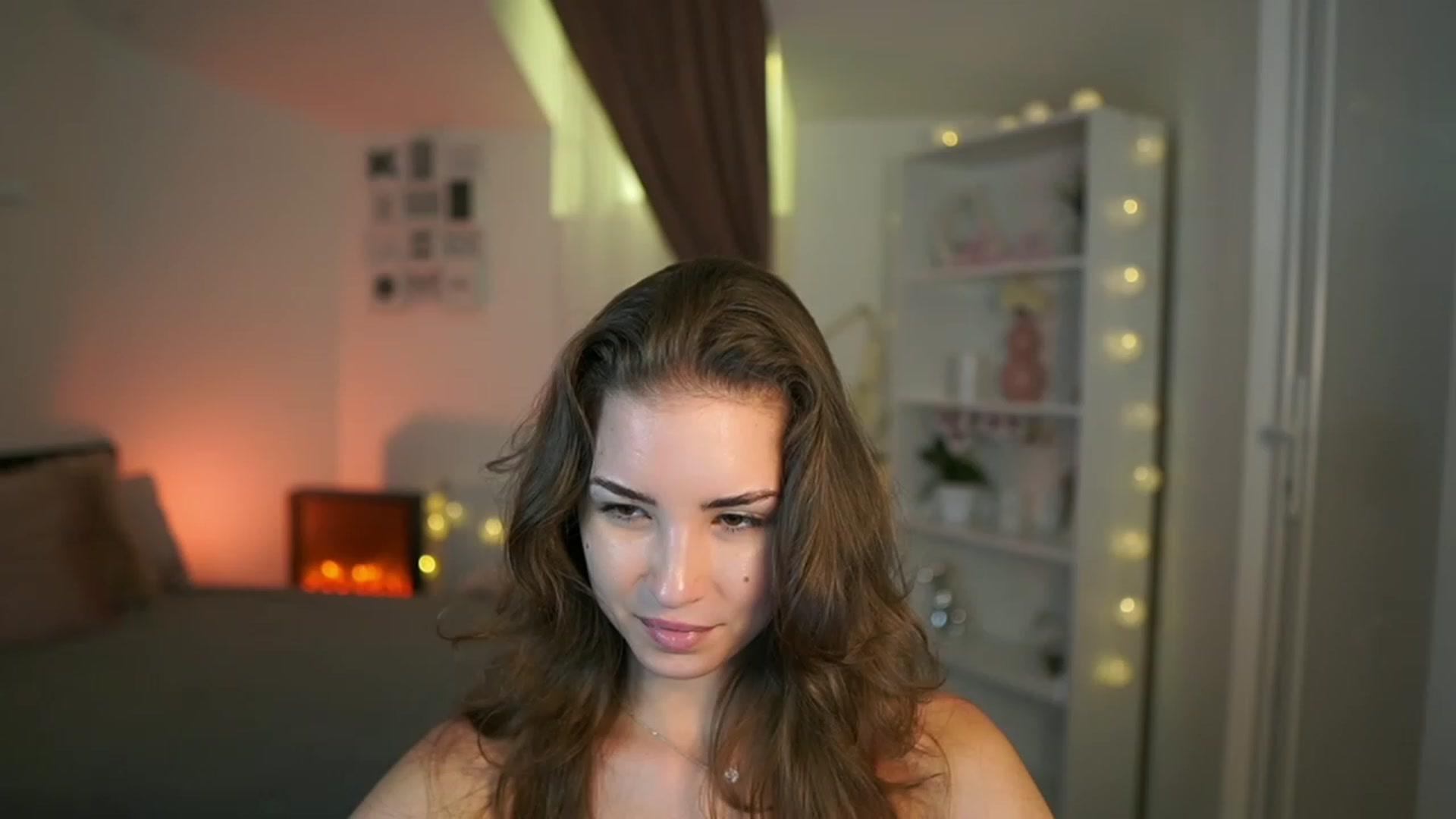 Gallery image thumbnail from Shy_jane's myfreecams stream on, 07/11/2023, 15:52 image 9 of 20