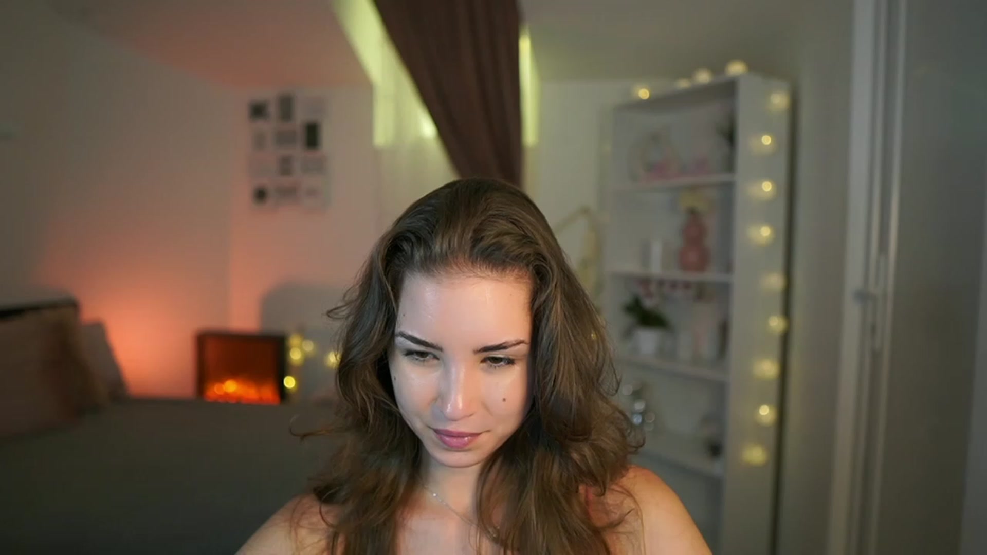 Gallery image thumbnail from Shy_jane's myfreecams stream on, 07/11/2023, 15:52 image 7 of 20
