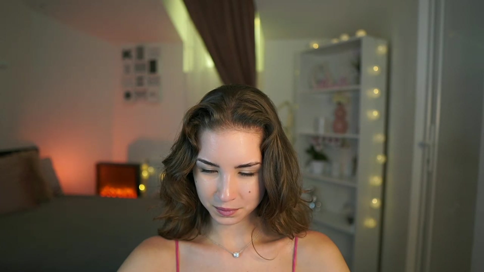 Gallery image thumbnail from Shy_jane's myfreecams stream on, 07/11/2023, 15:52 image 17 of 20