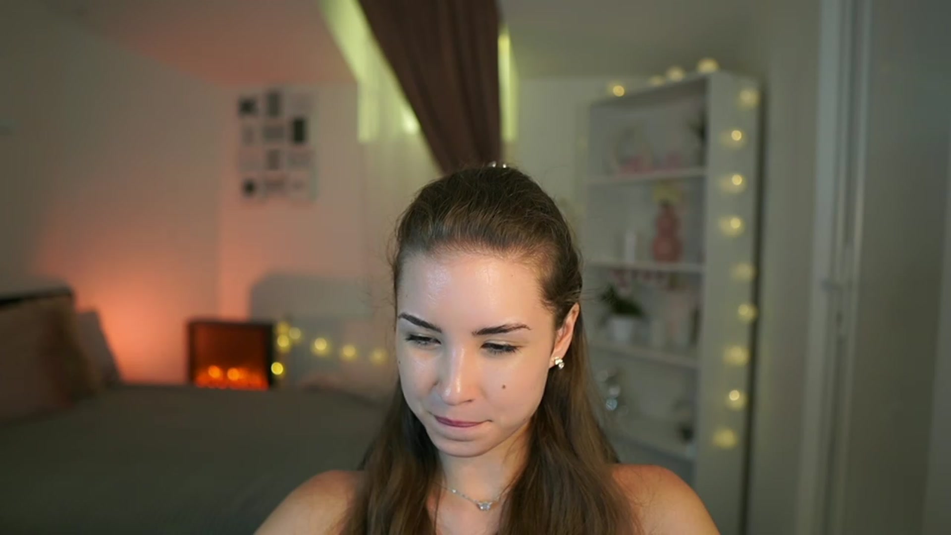 Gallery image thumbnail from Shy_jane's myfreecams stream on, 07/11/2023, 17:05 image 17 of 20