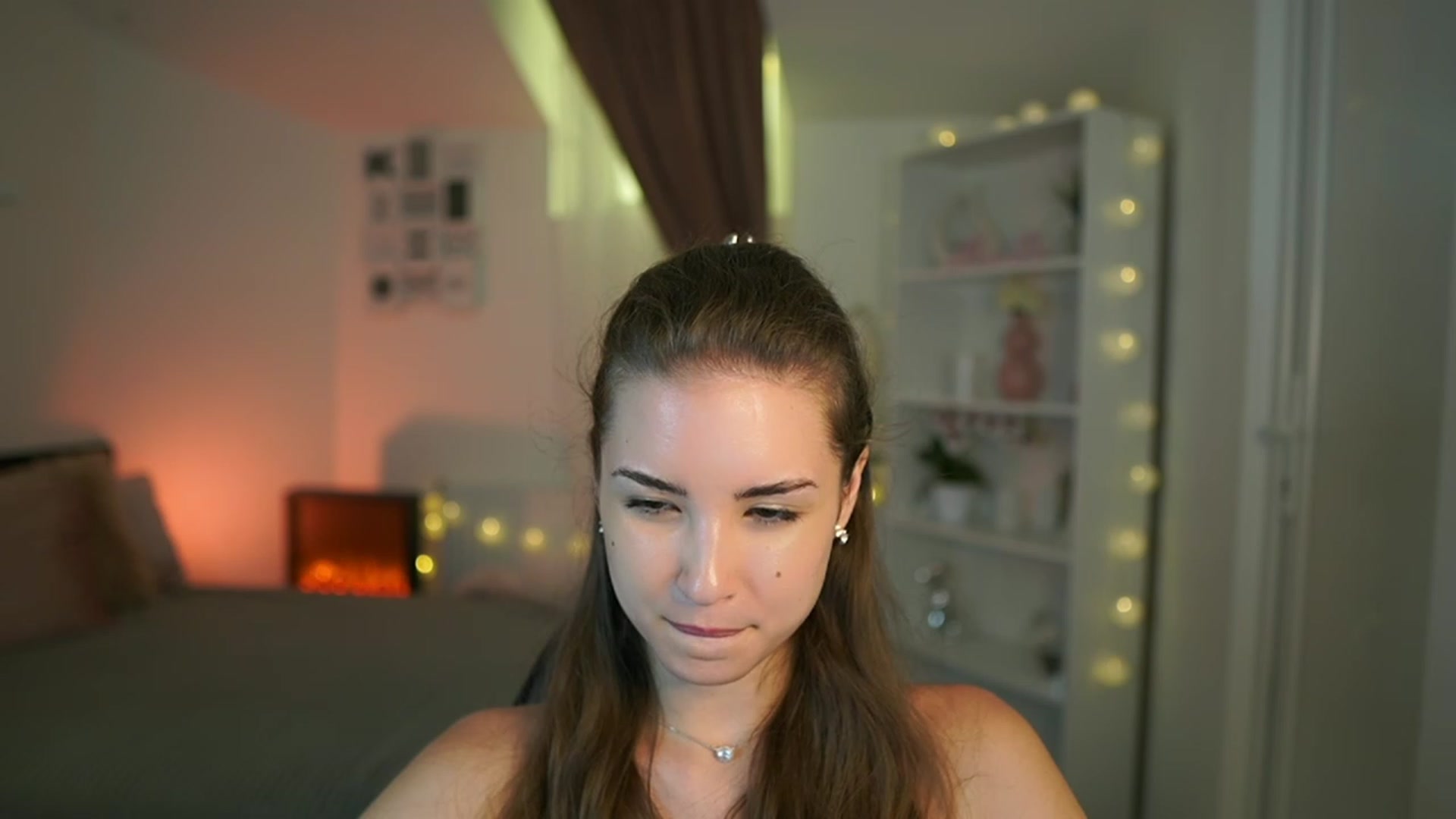 Gallery image thumbnail from Shy_jane's myfreecams stream on, 07/11/2023, 17:05 image 15 of 20
