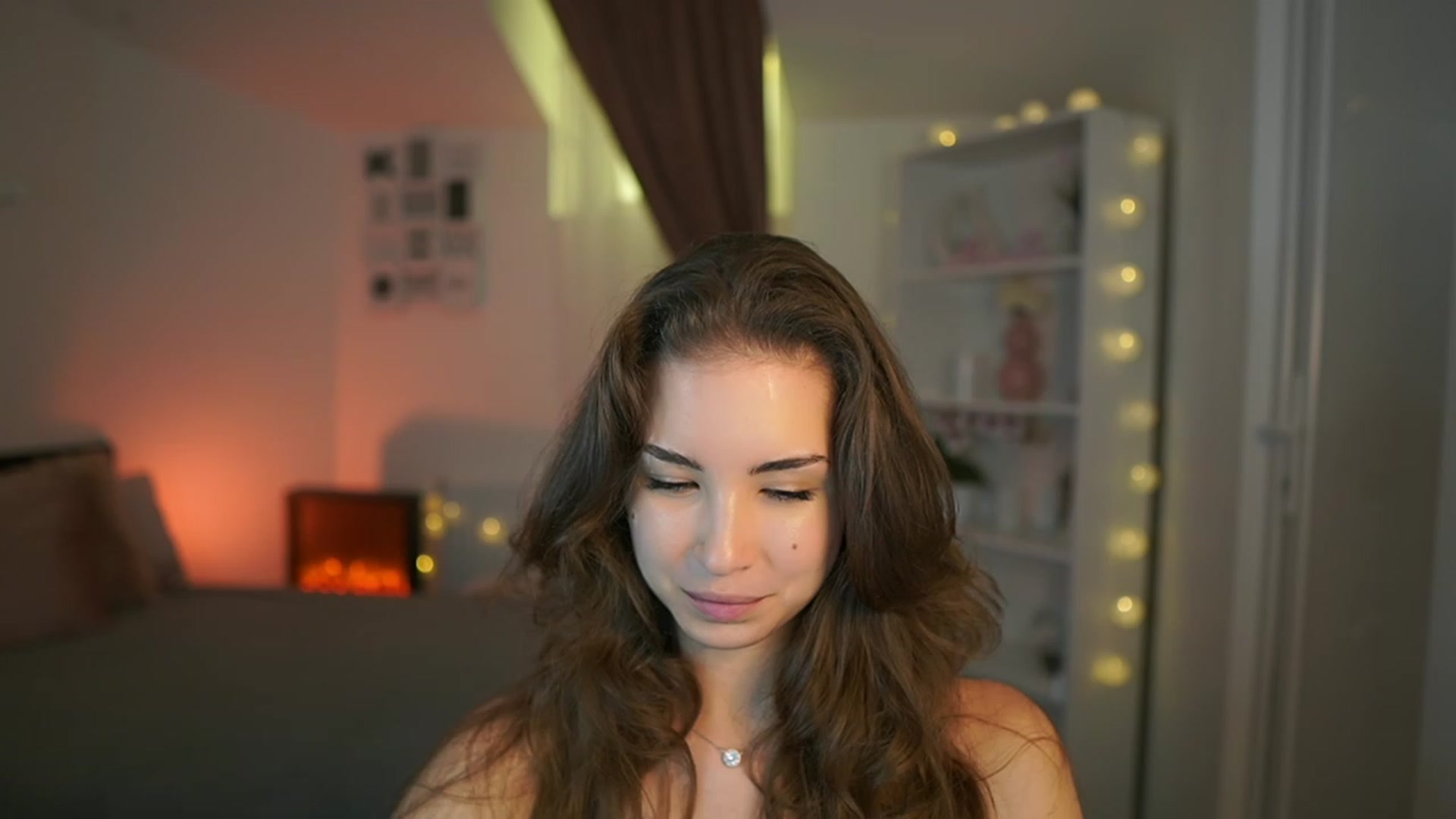 Gallery image thumbnail from Shy_jane's myfreecams stream on, 07/13/2023, 10:39 image 9 of 20