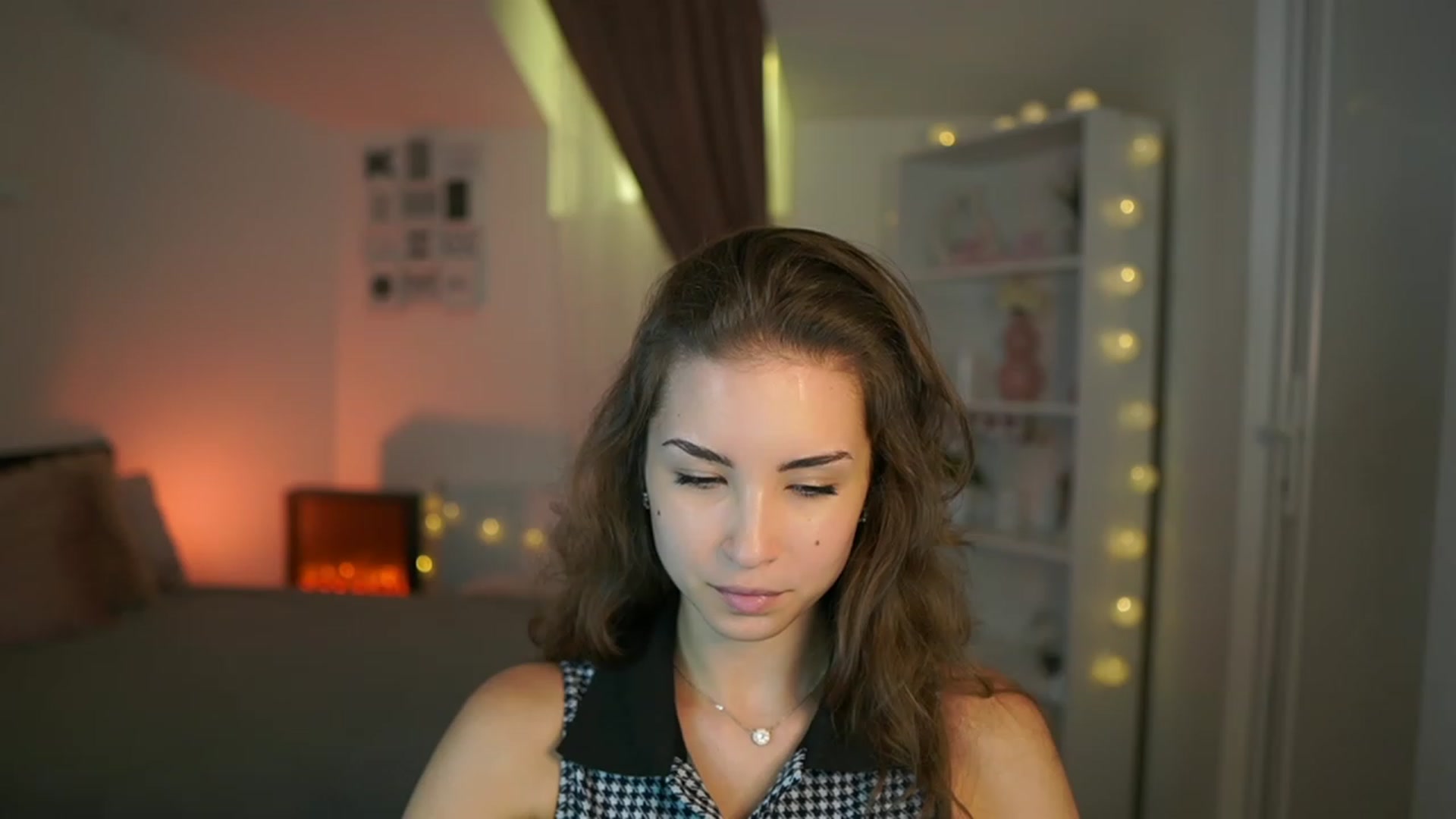 Gallery image thumbnail from Shy_jane's myfreecams stream on, 07/13/2023, 10:39 image 1 of 20