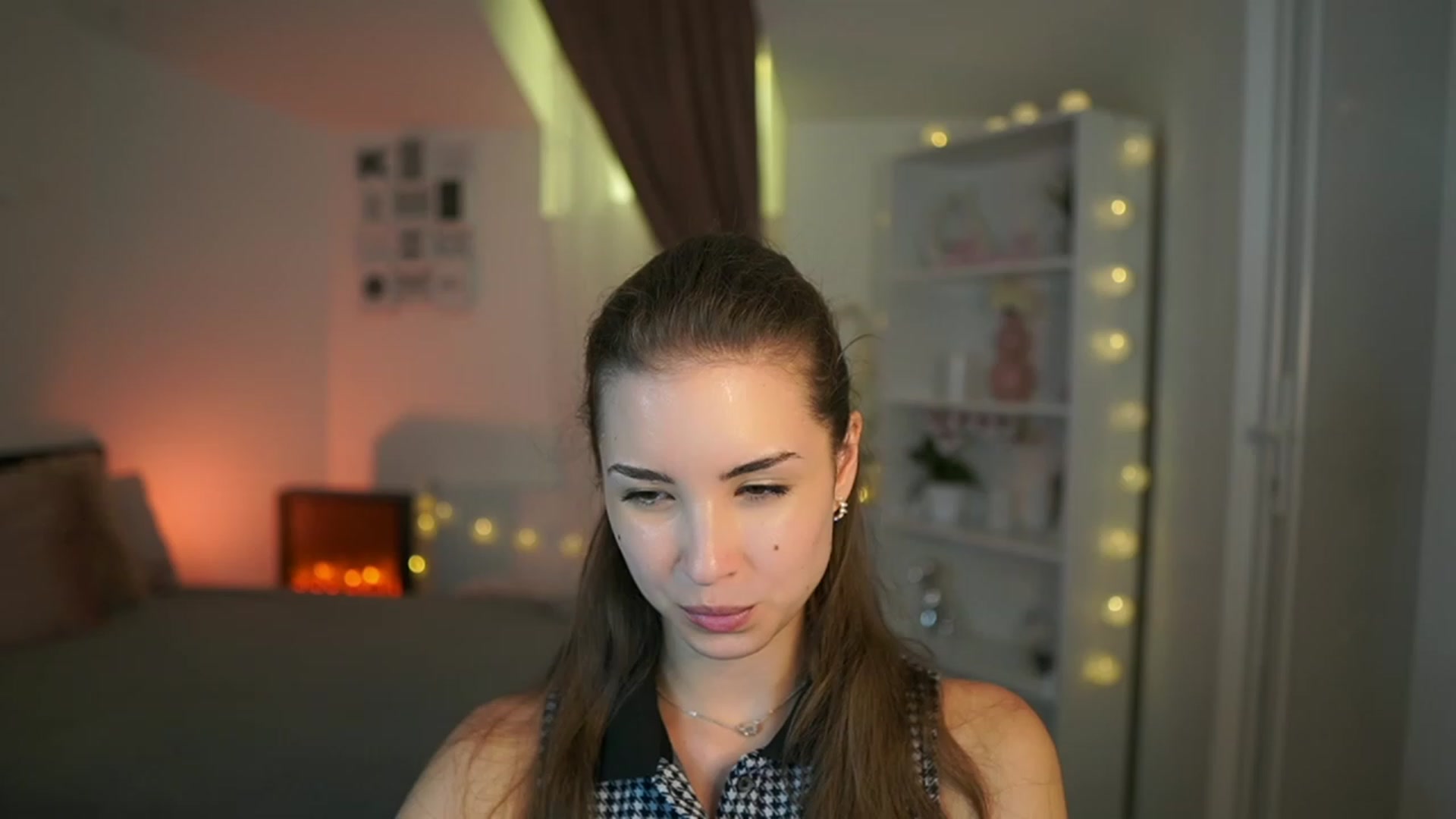 Gallery image thumbnail from Shy_jane's myfreecams stream on, 07/13/2023, 14:33 image 3 of 20