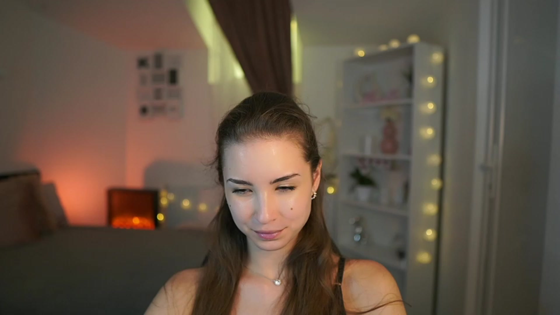 Gallery image thumbnail from Shy_jane's myfreecams stream on, 07/13/2023, 14:33 image 20 of 20