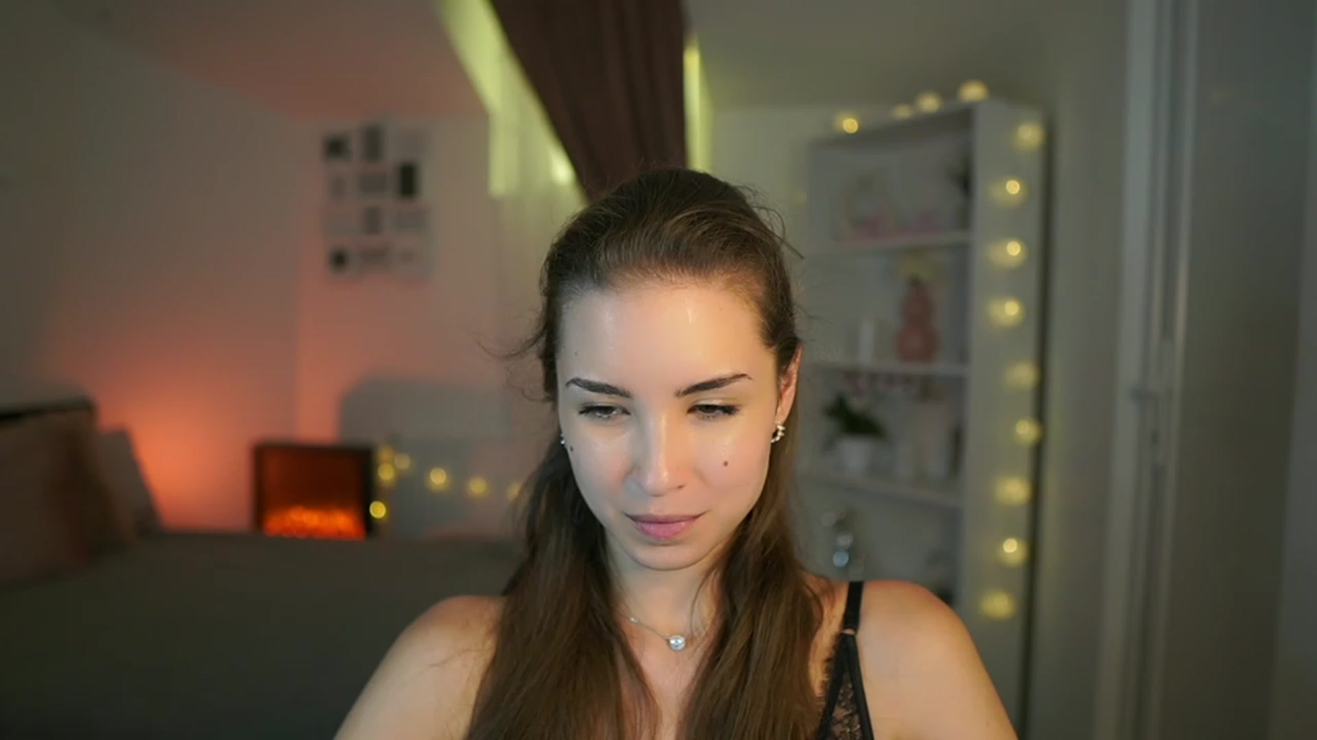 Gallery image thumbnail from Shy_jane's myfreecams stream on, 07/13/2023, 16:03 image 9 of 20