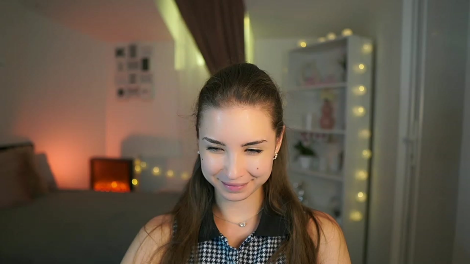 Gallery image thumbnail from Shy_jane's myfreecams stream on, 07/13/2023, 17:54 image 5 of 20