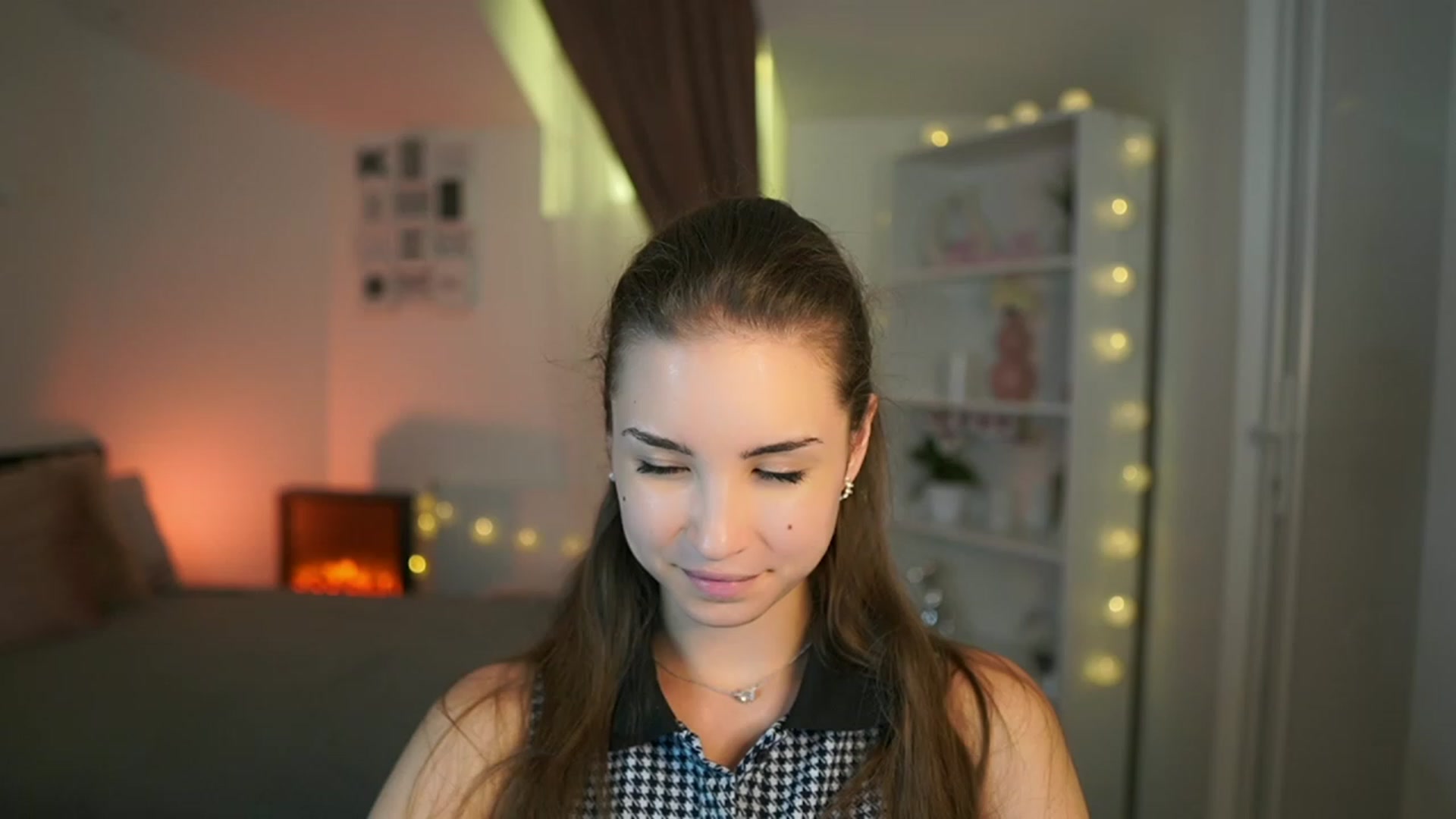 Gallery image thumbnail from Shy_jane's myfreecams stream on, 07/13/2023, 17:54 image 4 of 20