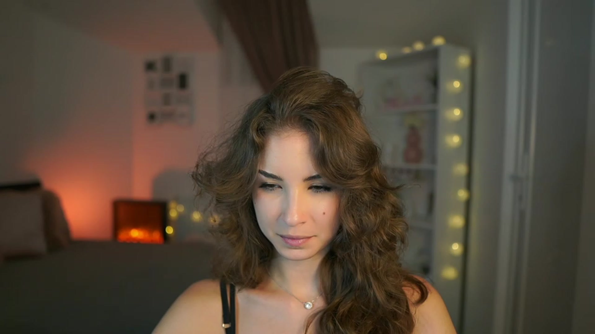 Gallery image thumbnail from Shy_jane's myfreecams stream on, 07/14/2023, 15:26 image 9 of 20