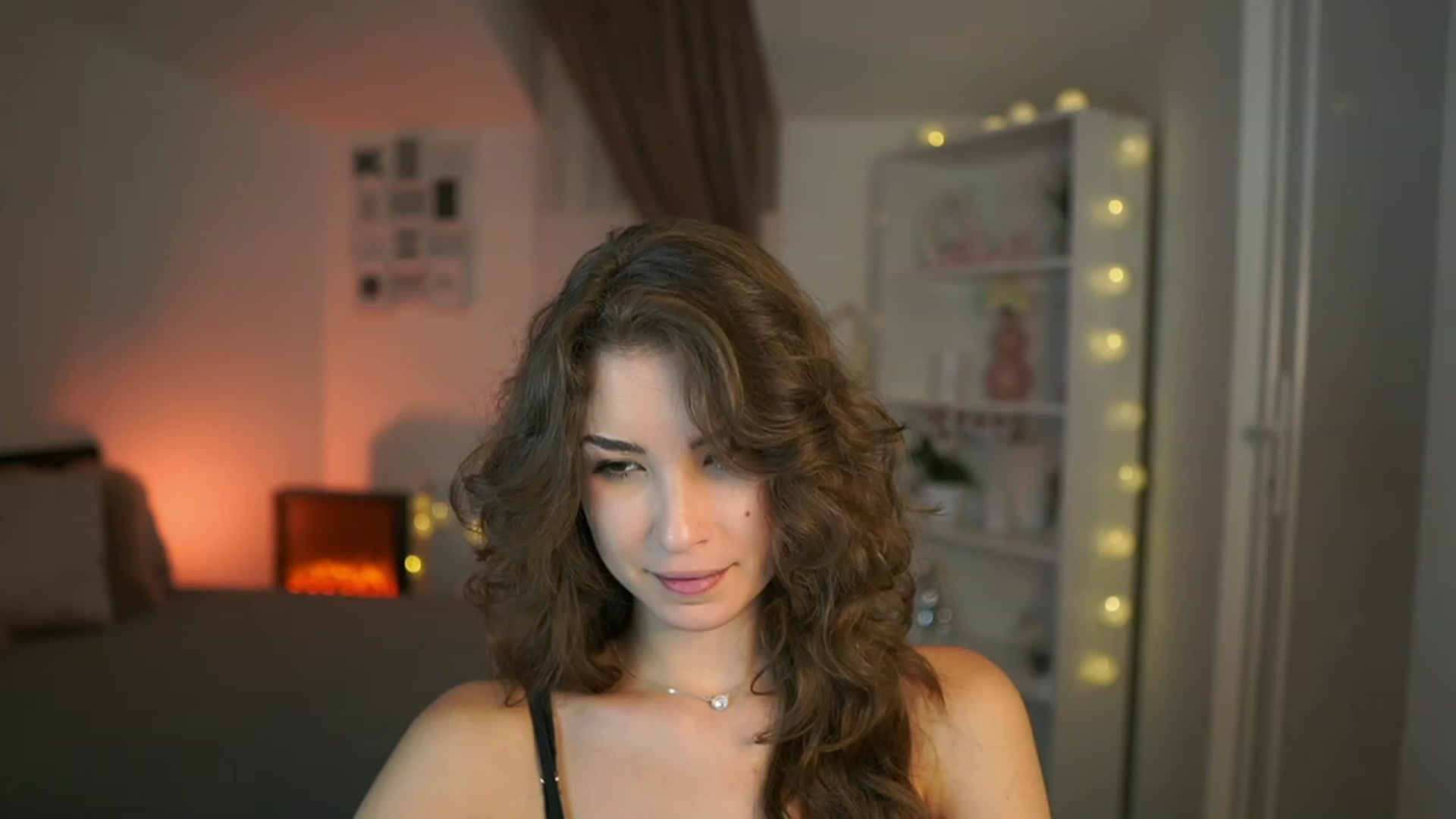 Gallery image thumbnail from Shy_jane's myfreecams stream on, 07/14/2023, 18:00 image 7 of 20