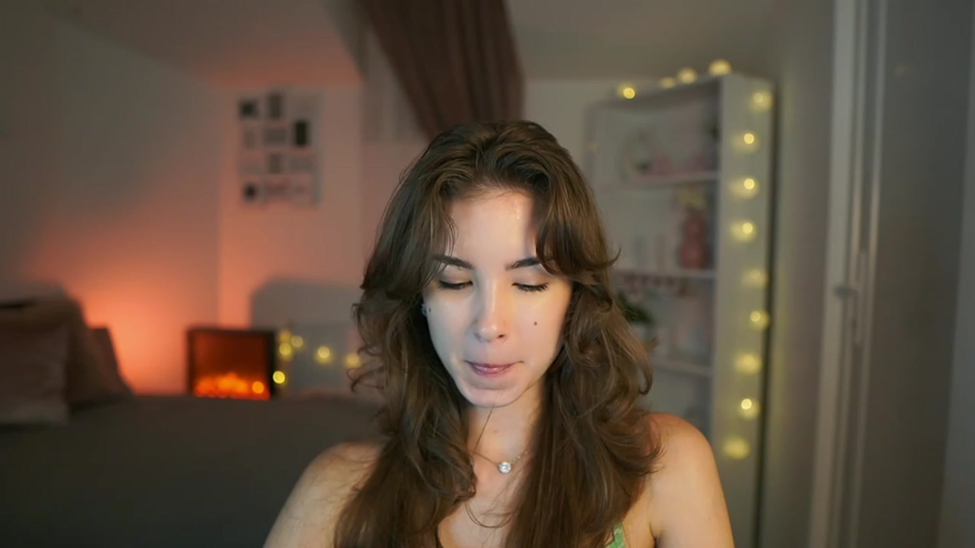Gallery image thumbnail from Shy_jane's myfreecams stream on, 07/18/2023, 09:36 image 11 of 20