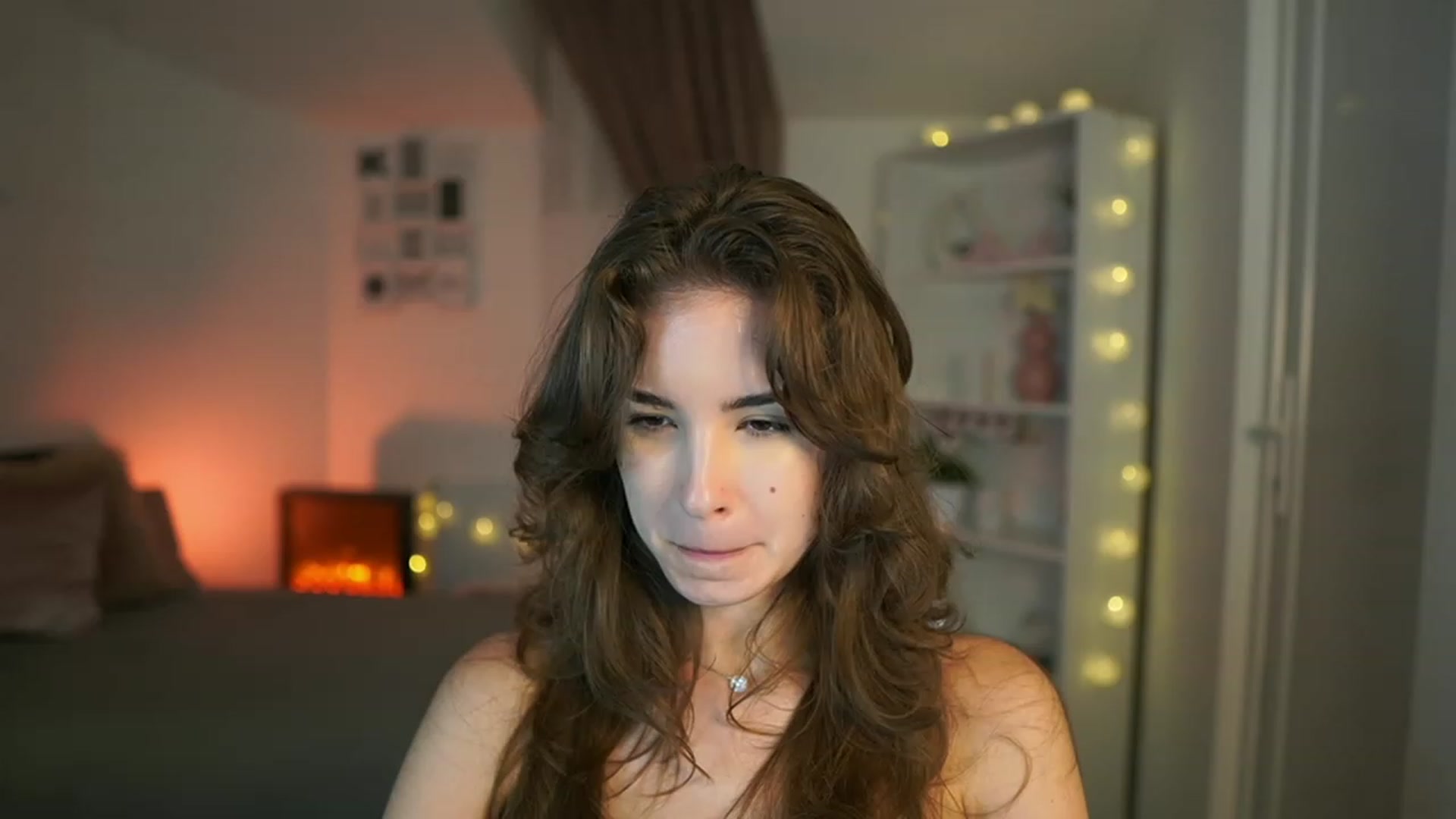 Gallery image thumbnail from Shy_jane's myfreecams stream on, 07/18/2023, 11:24 image 14 of 20