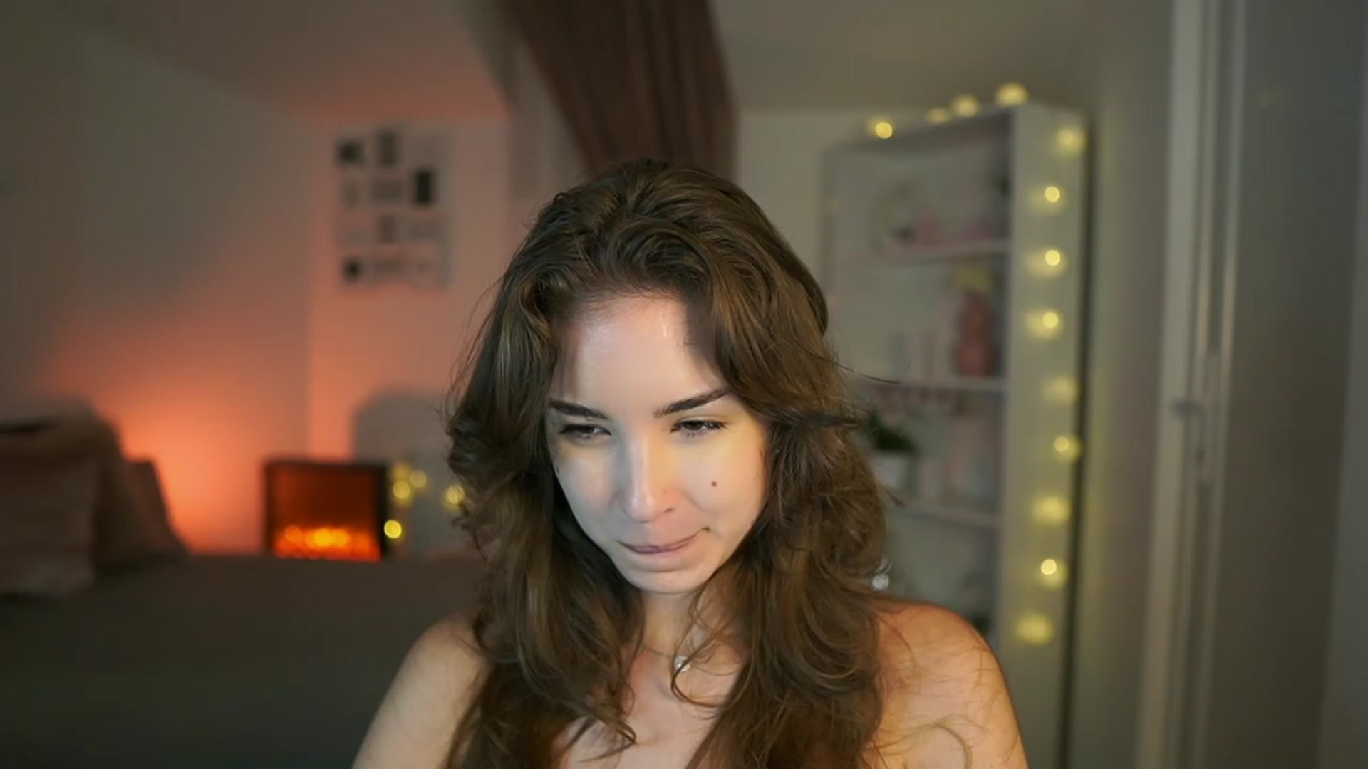 Gallery image thumbnail from Shy_jane's myfreecams stream on, 07/18/2023, 11:24 image 6 of 20